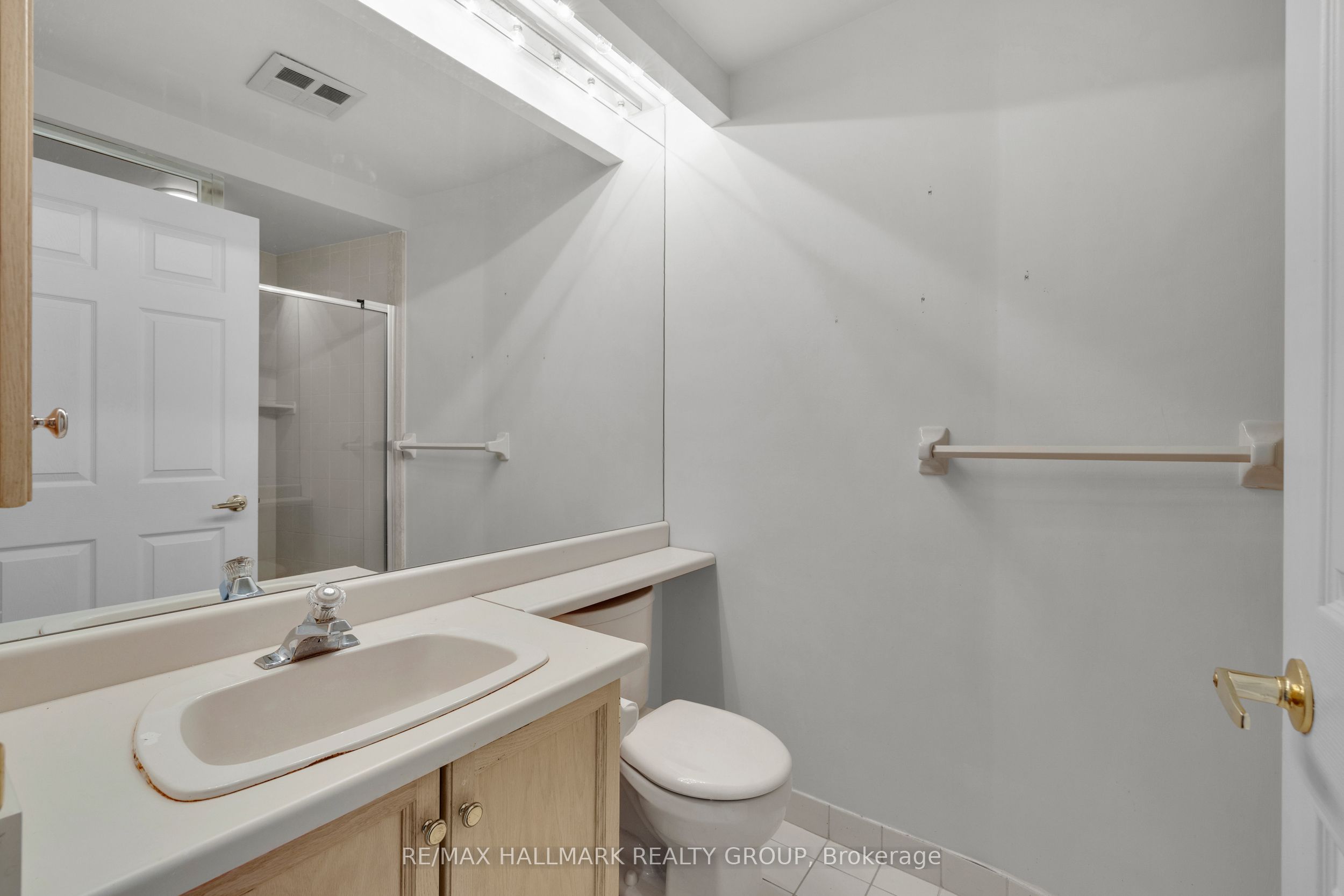 1480 Riverside Drive 2204 Property Photo 25