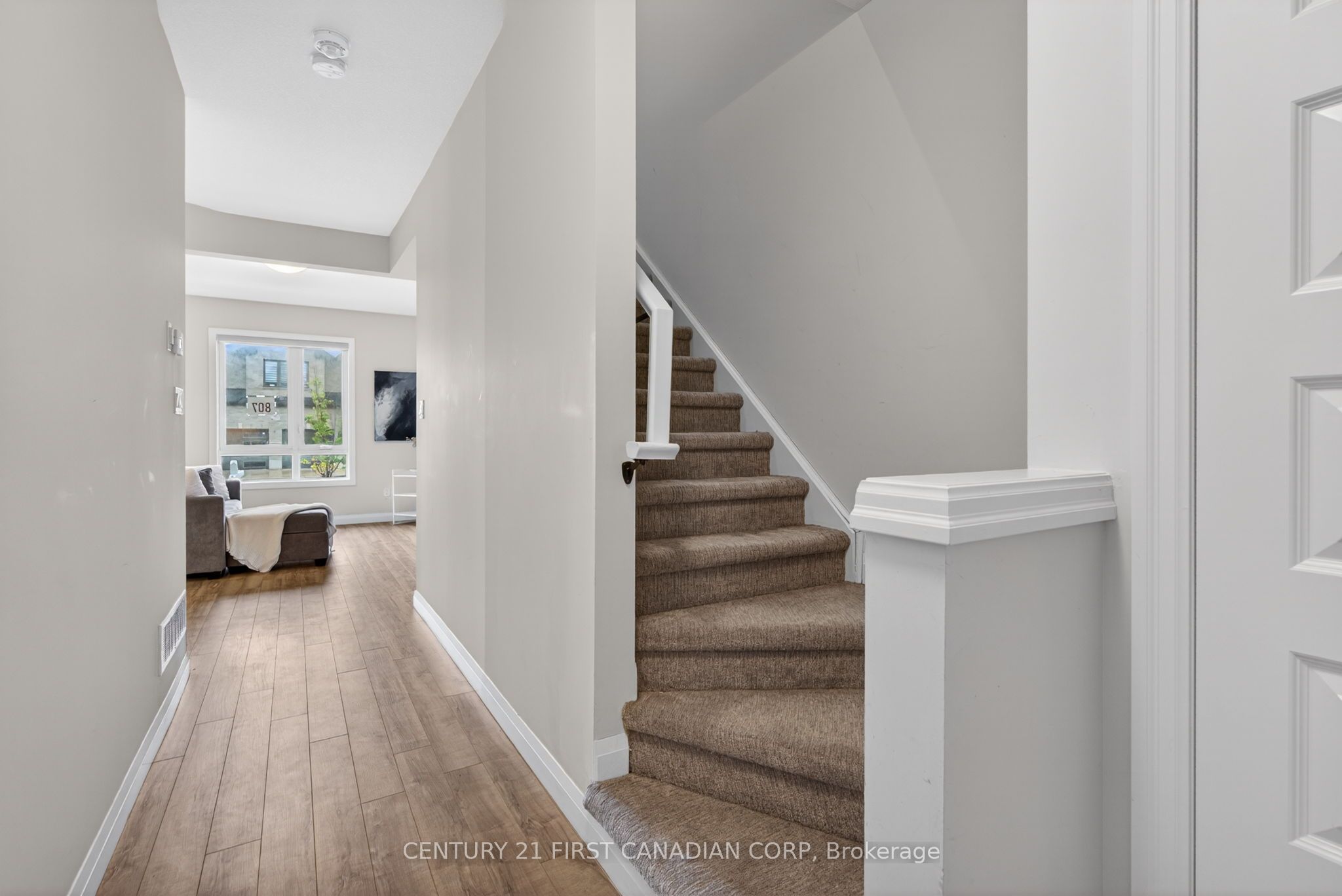 807 Kleinburg Drive 9 Property Photo 10