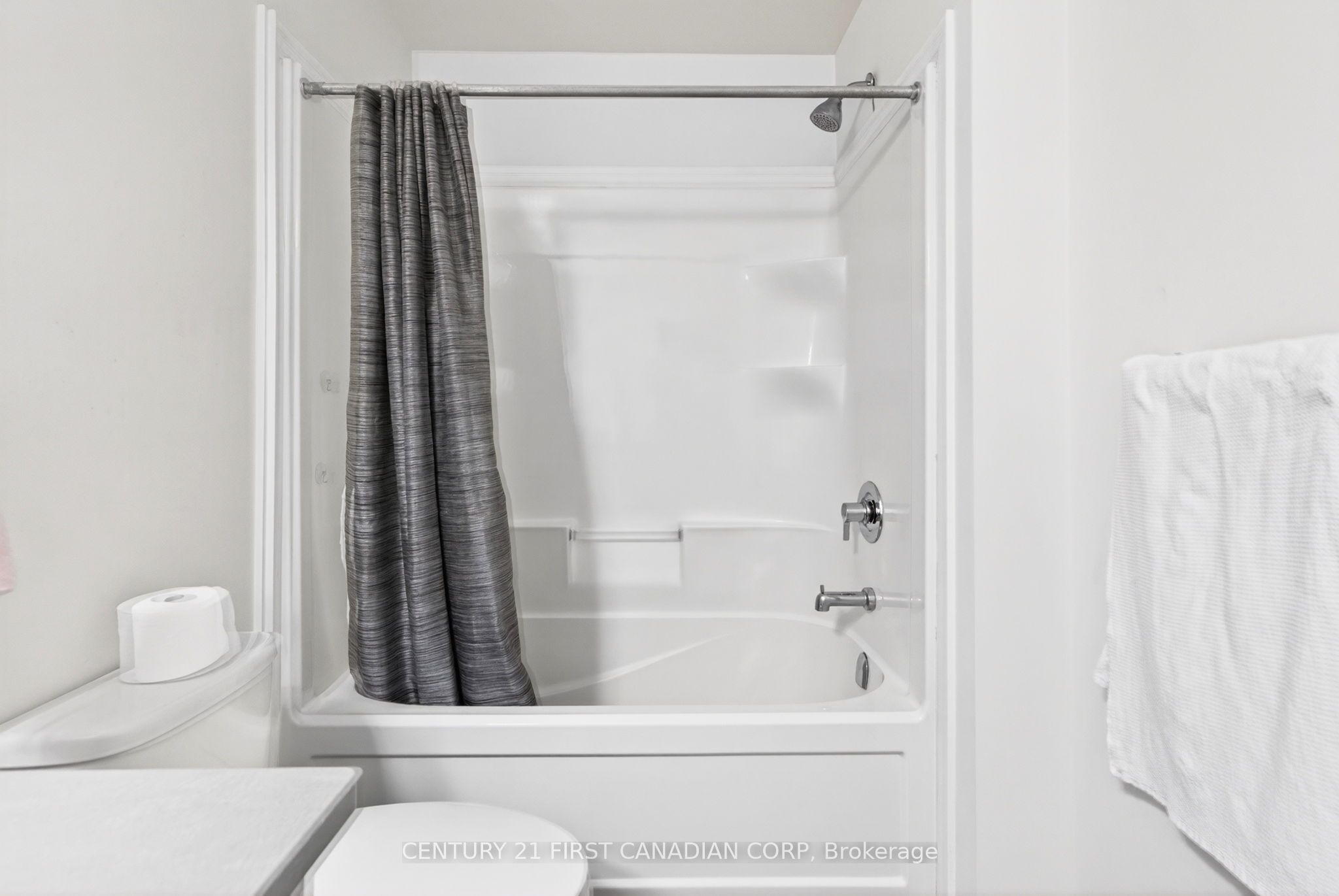 807 Kleinburg Drive 9 Property Photo 15