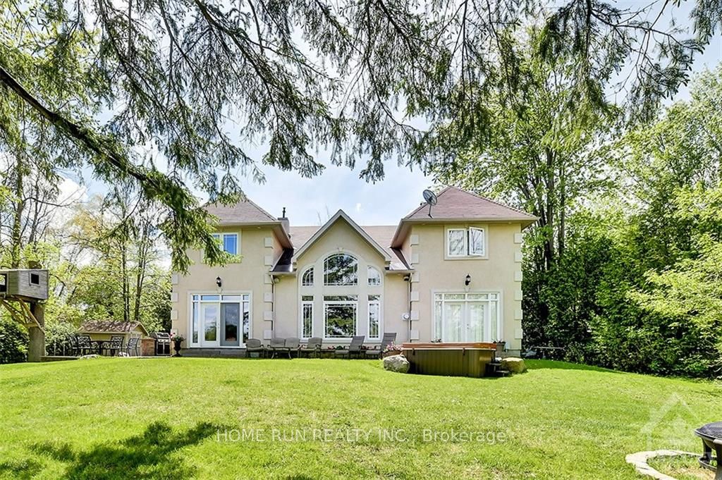 3 Winding Way Property Photo 3