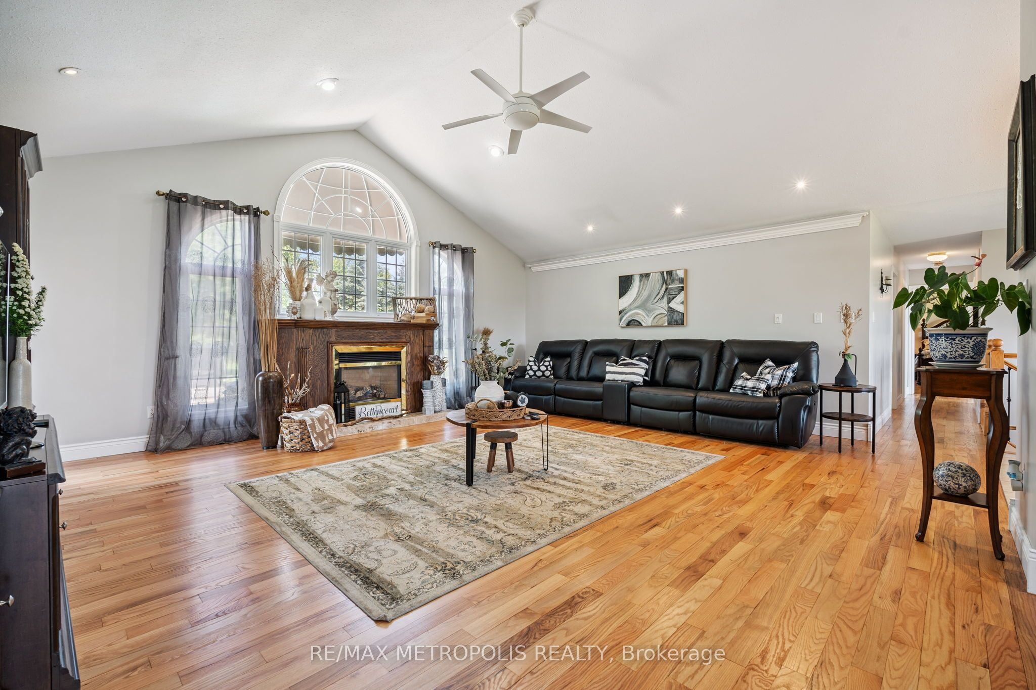 595034 Blind Line Property Photo 10