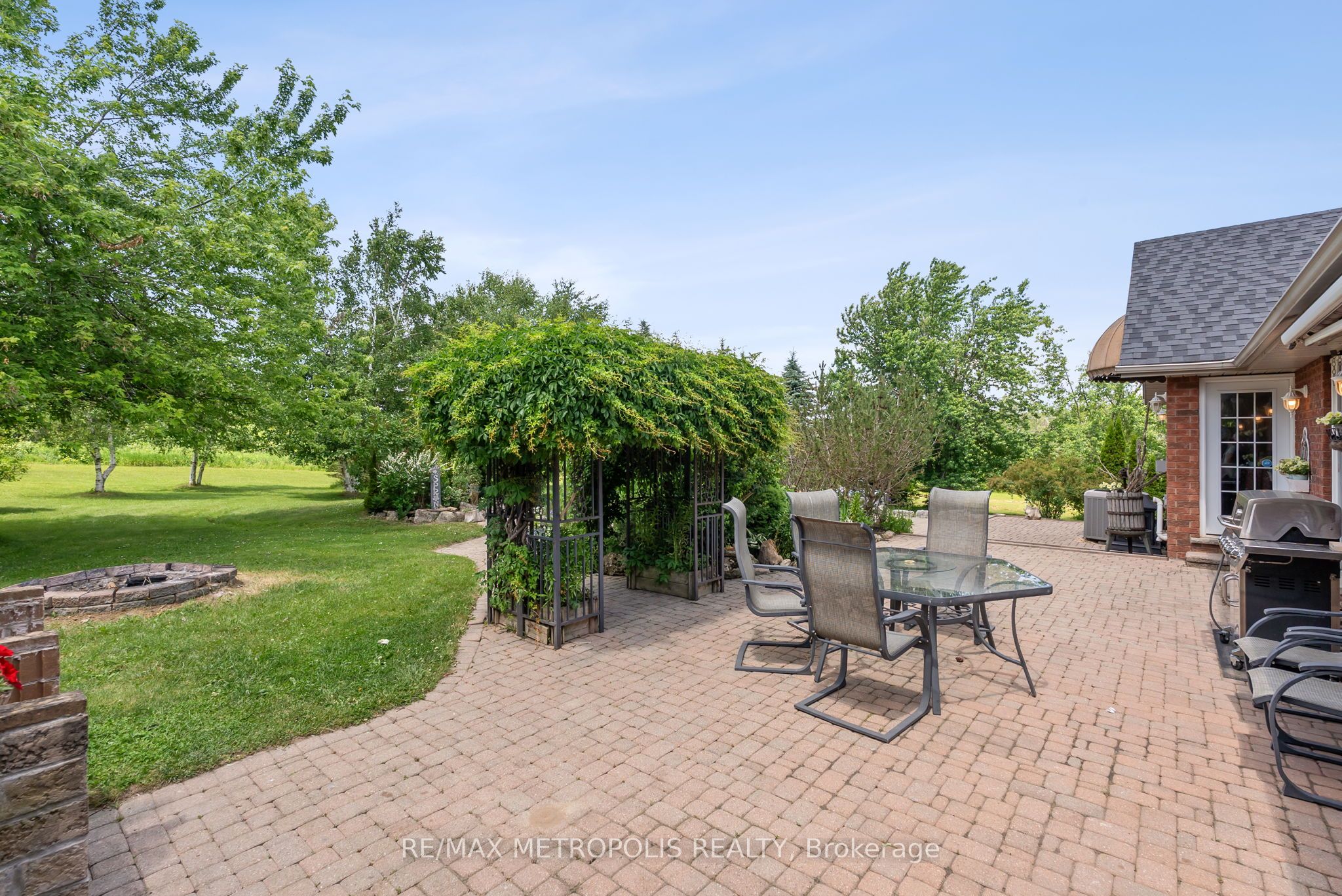 595034 Blind Line Property Photo 32