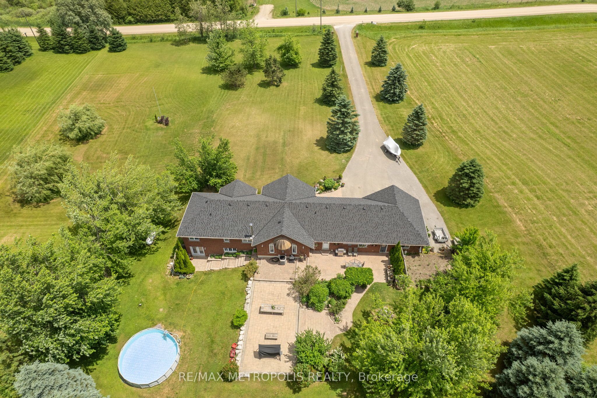595034 Blind Line Property Photo 37