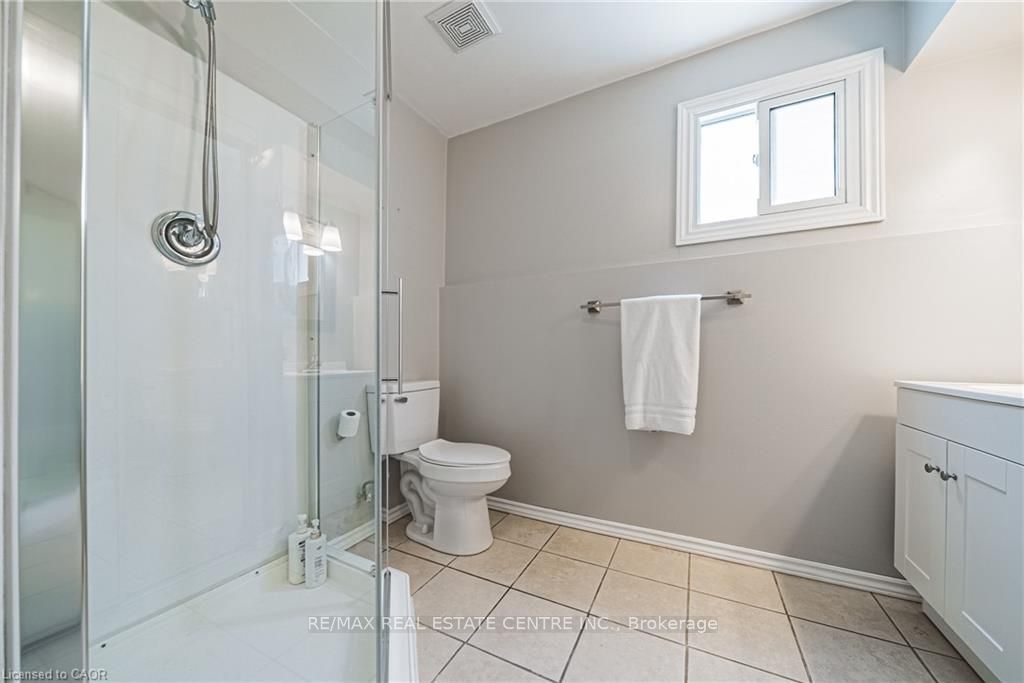 27 Ludlow Crescent Property Photo 34