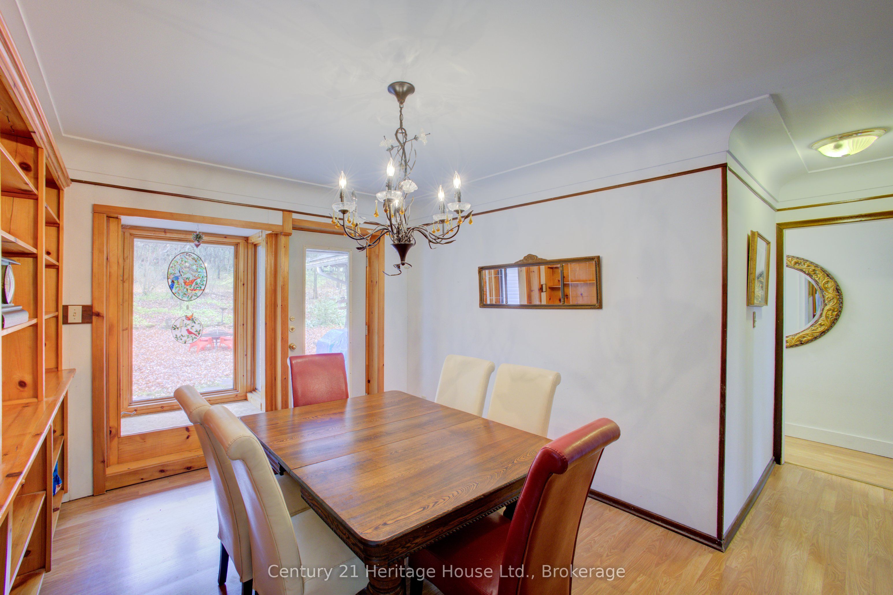 252 Durham Road W Property Photo 13
