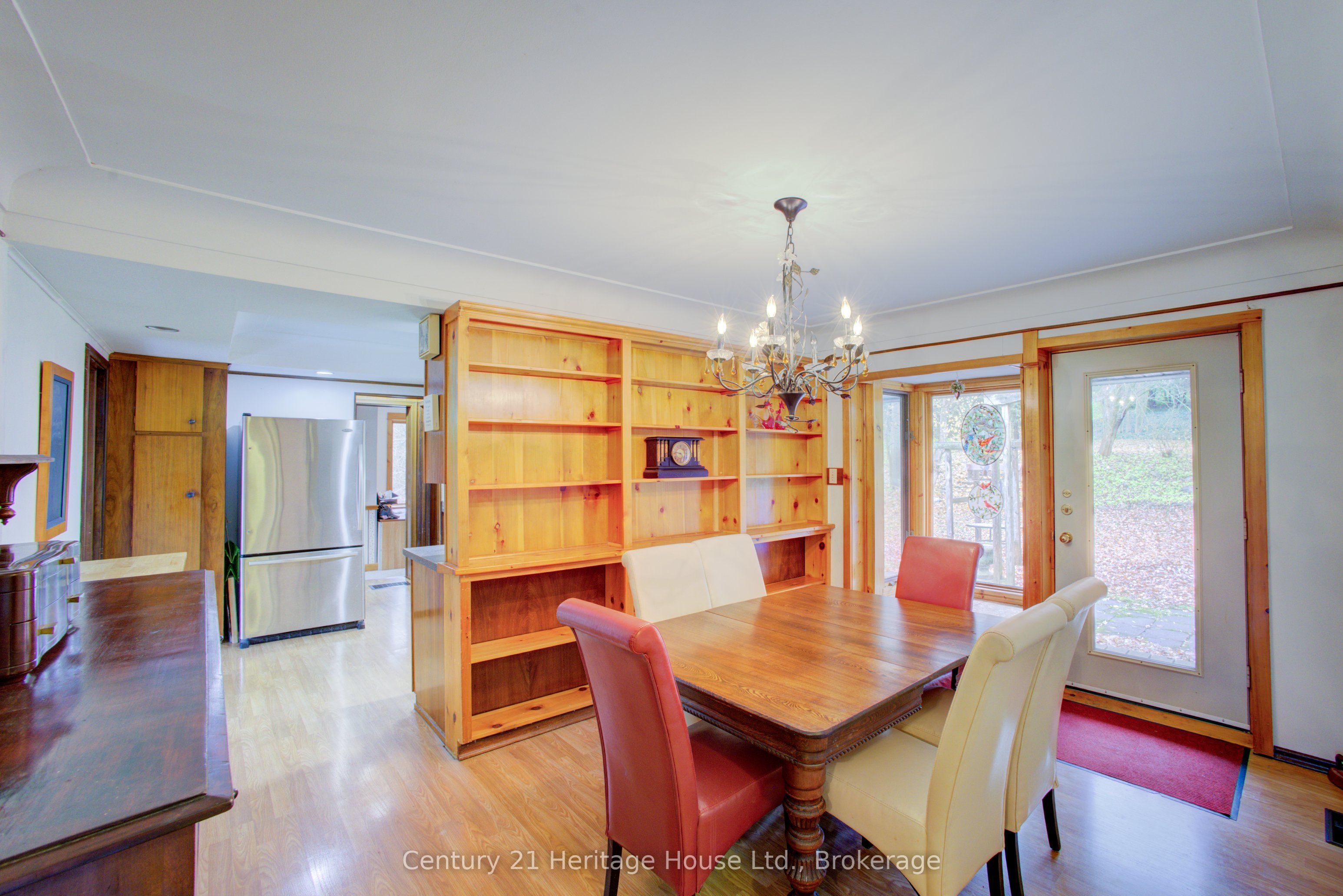 252 Durham Road W Property Photo 16