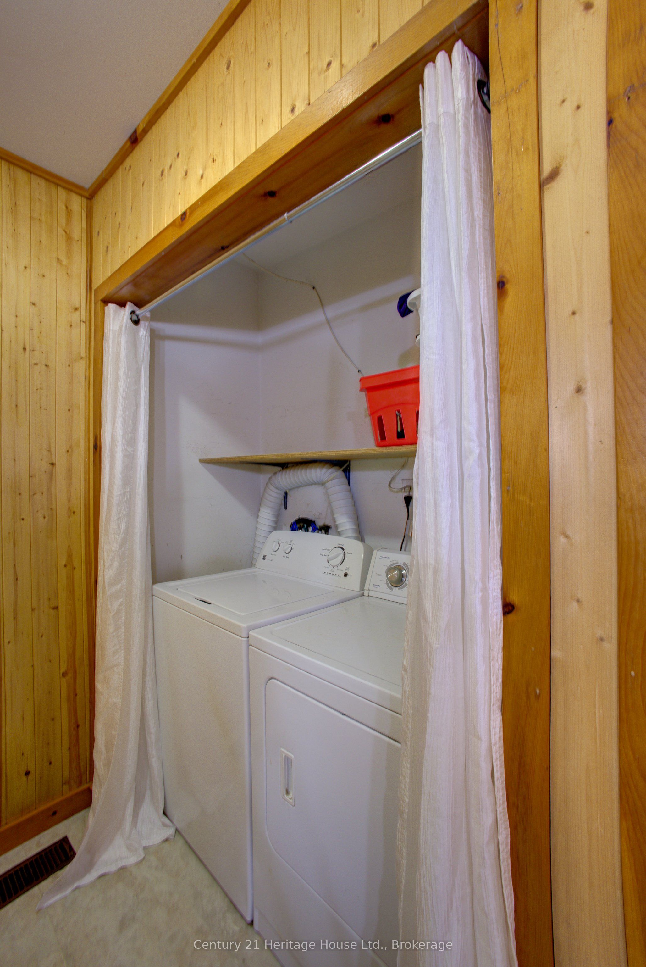 252 Durham Road W Property Photo 29