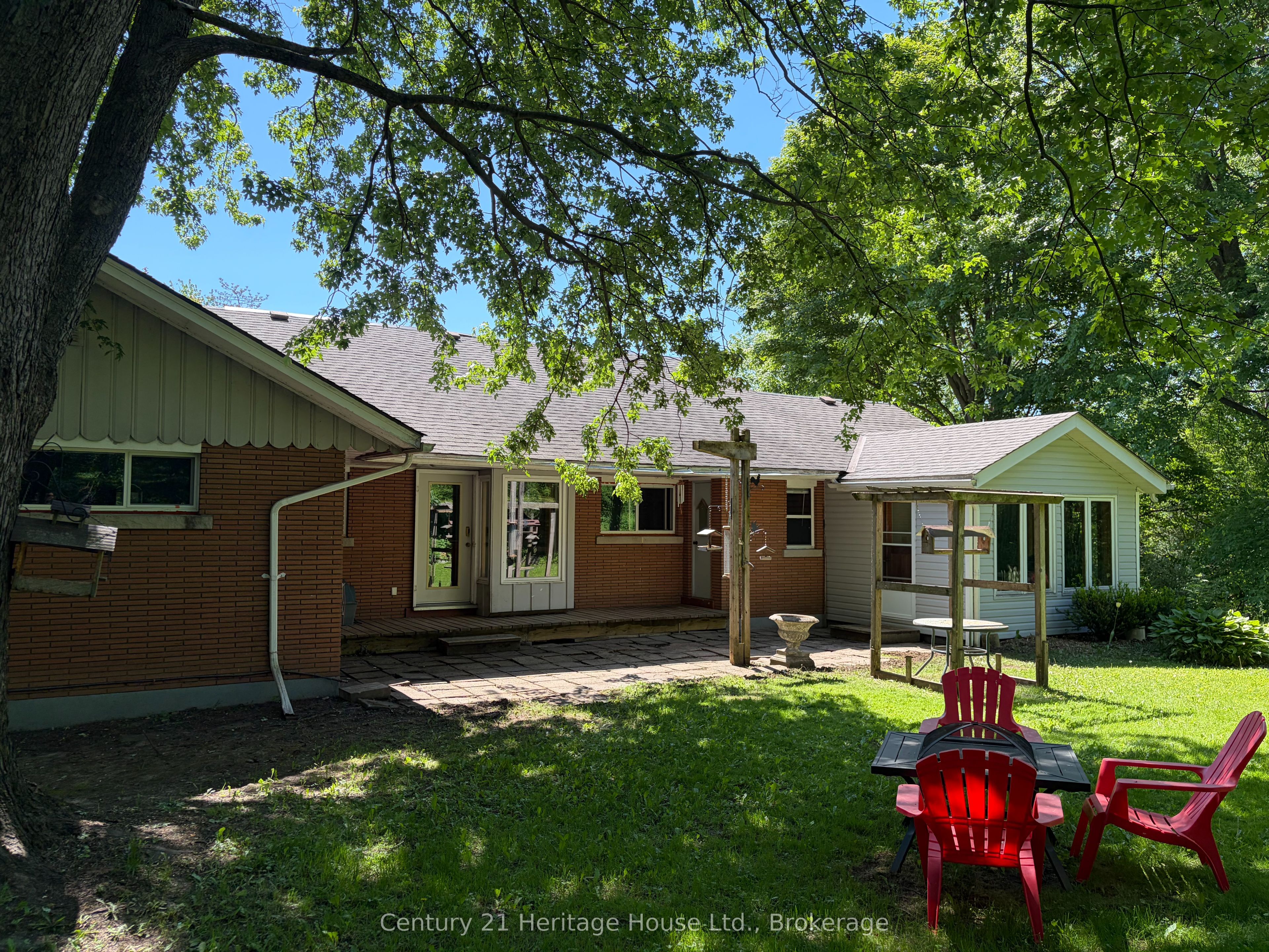 252 Durham Road W Property Photo 43