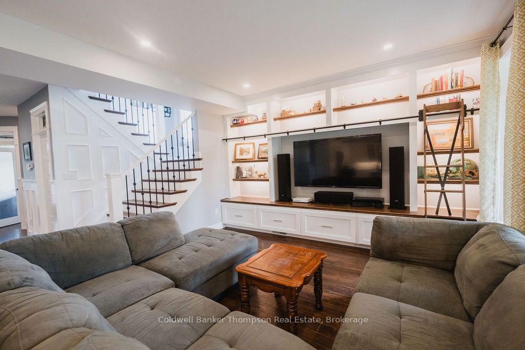 39 Riverside Avenue Property Photo 12