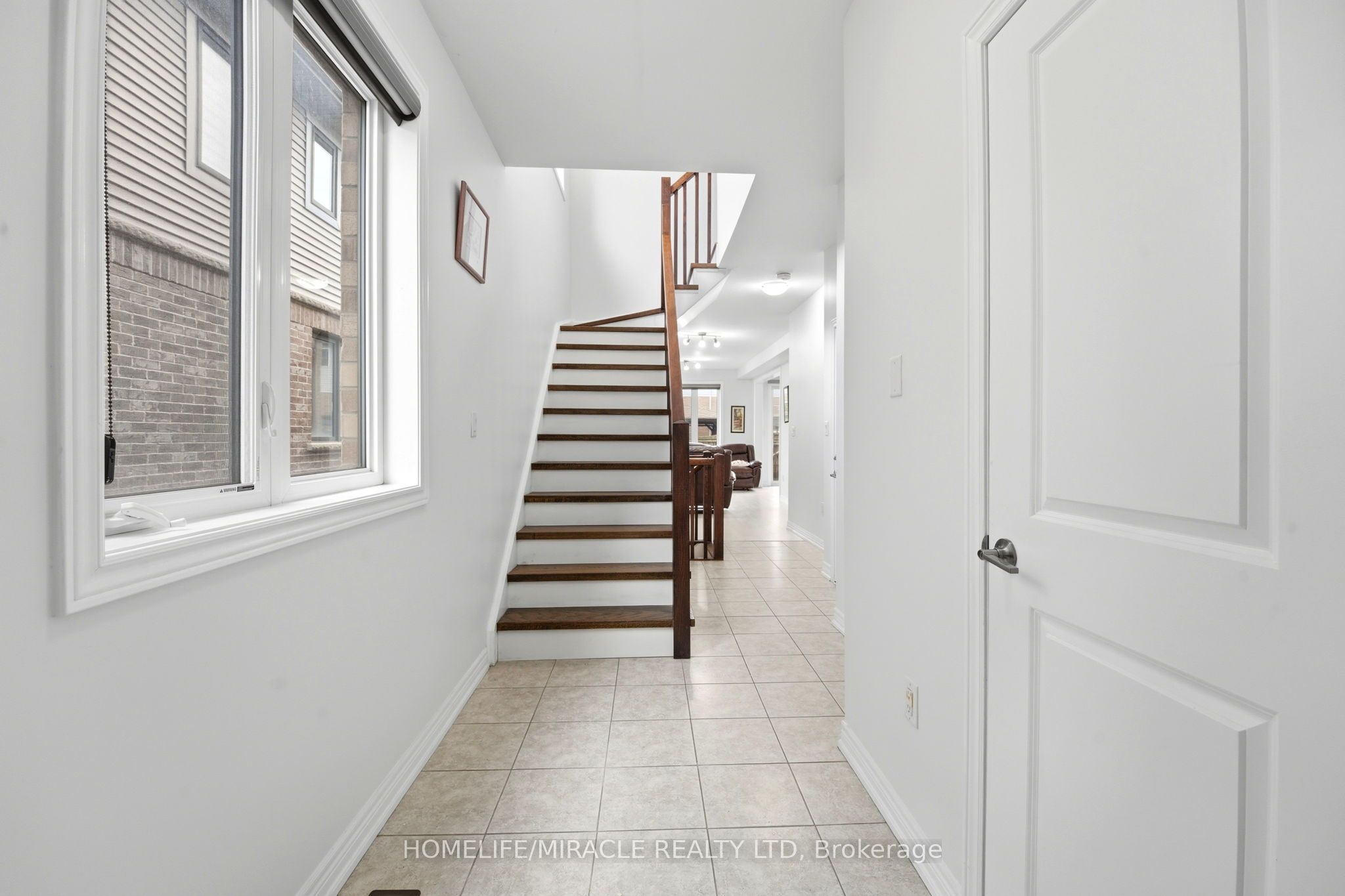 1890 Rymal Road E 49 Property Photo 6