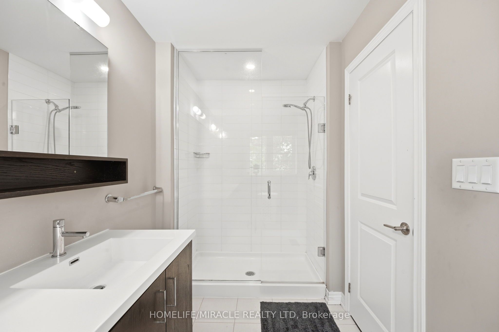1890 Rymal Road E 49 Property Photo 26