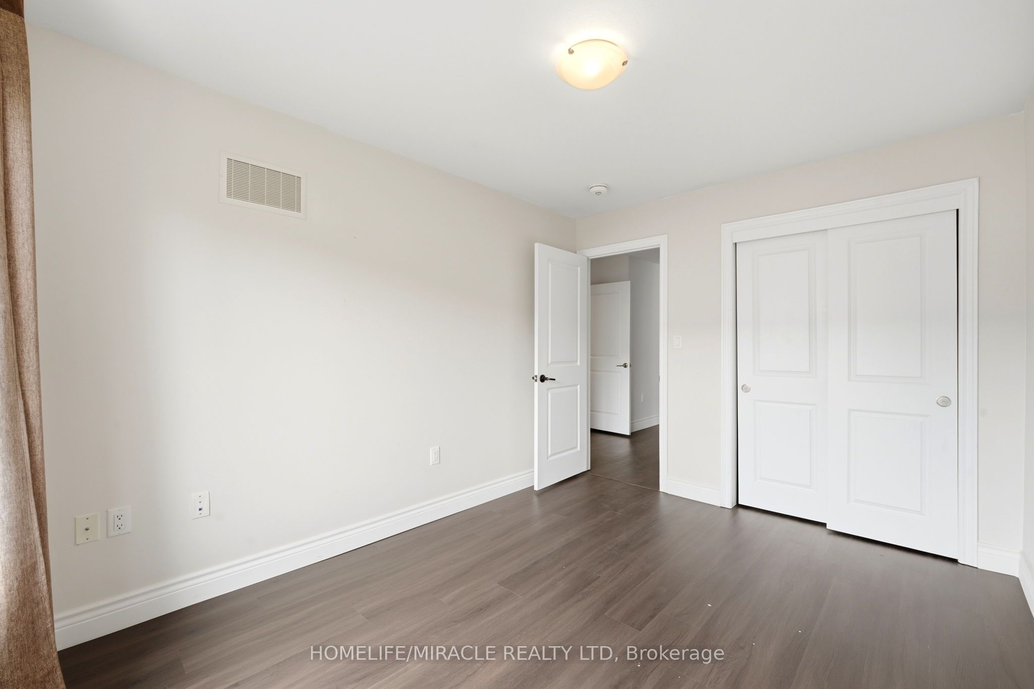 1890 Rymal Road E 49 Property Photo 28