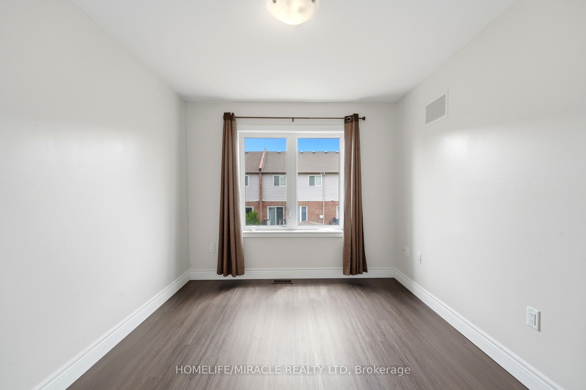 1890 Rymal Road E 49 Property Photo 29
