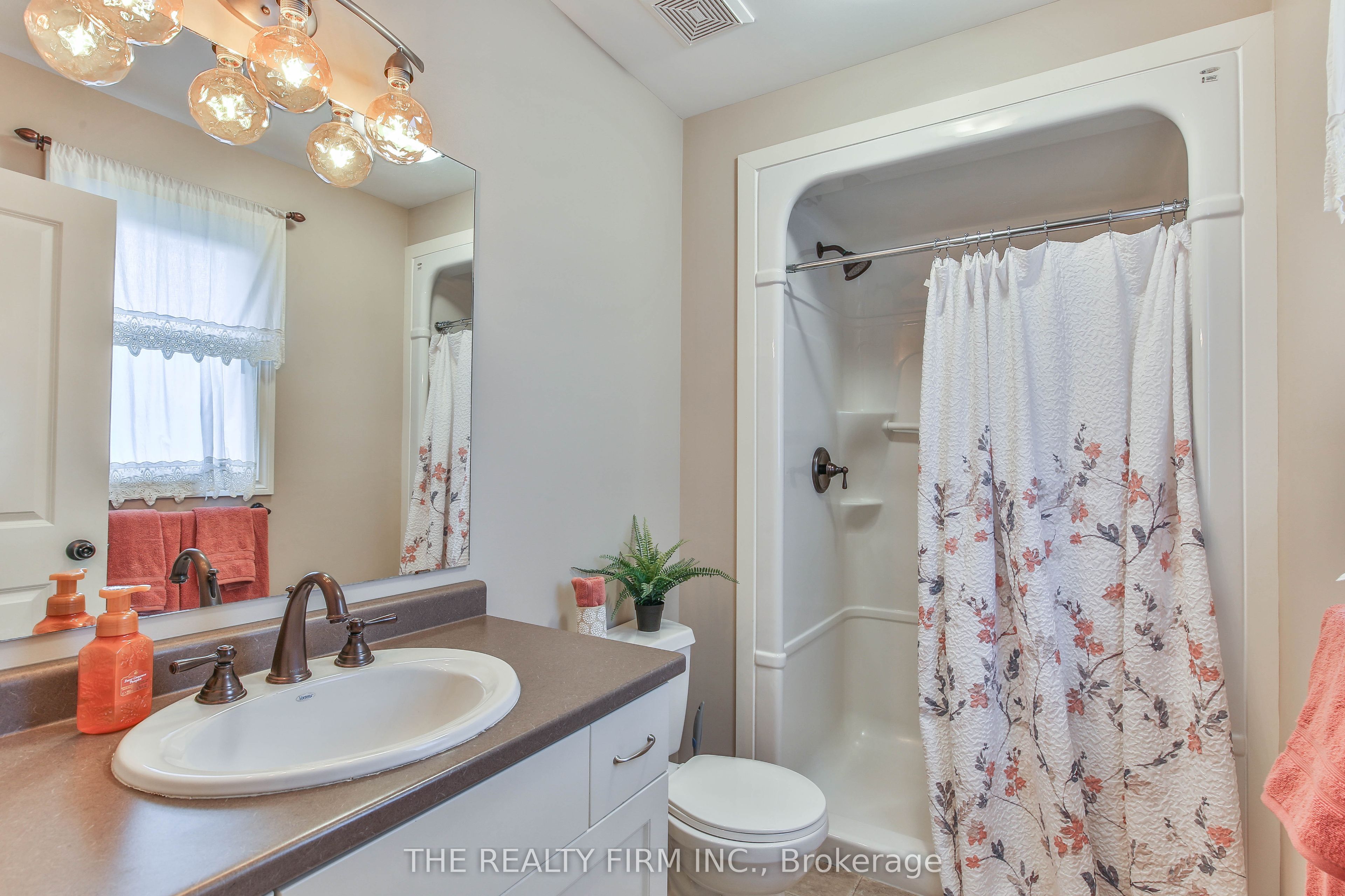 2 Ambleside Drive Property Photo 25