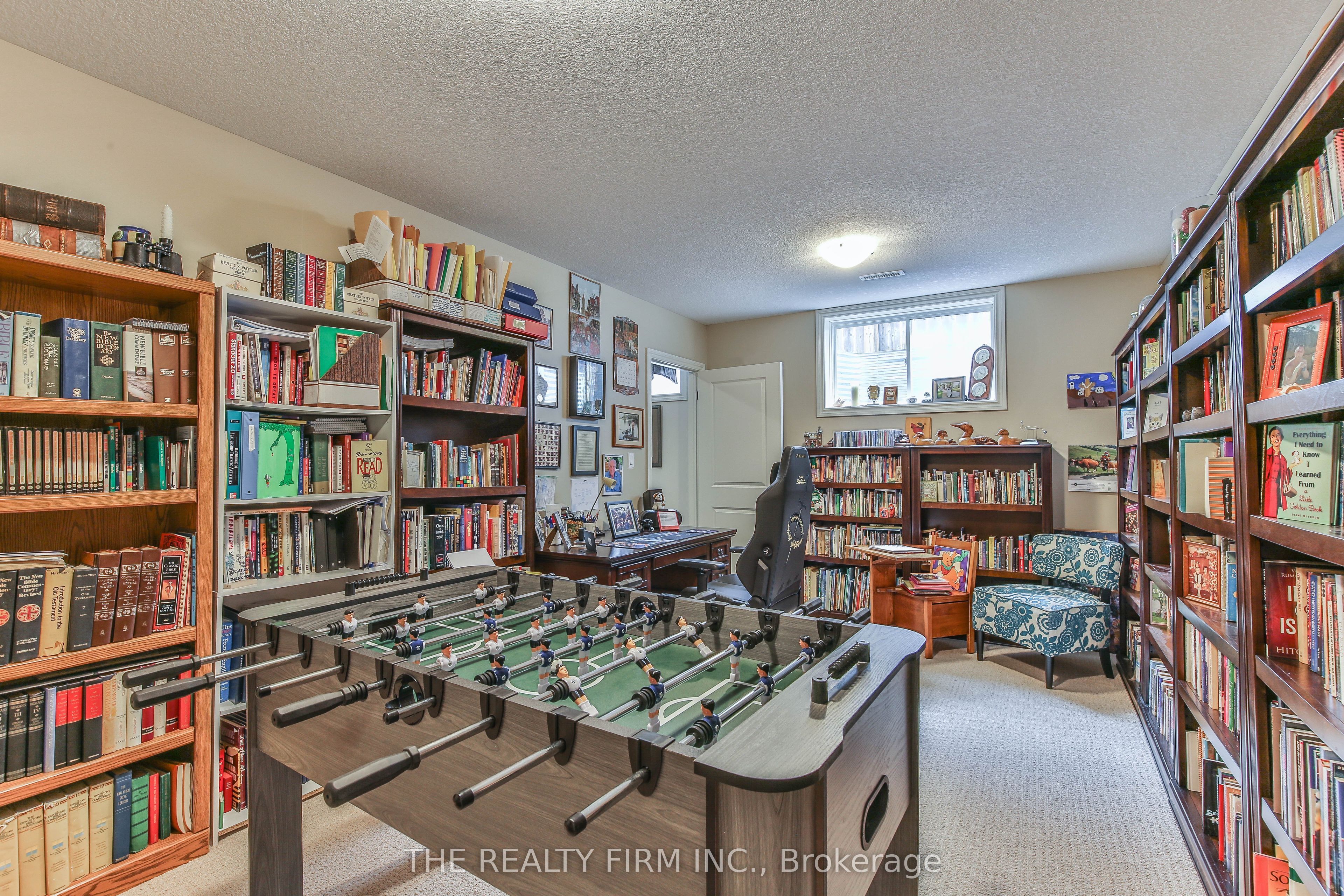 2 Ambleside Drive Property Photo 36