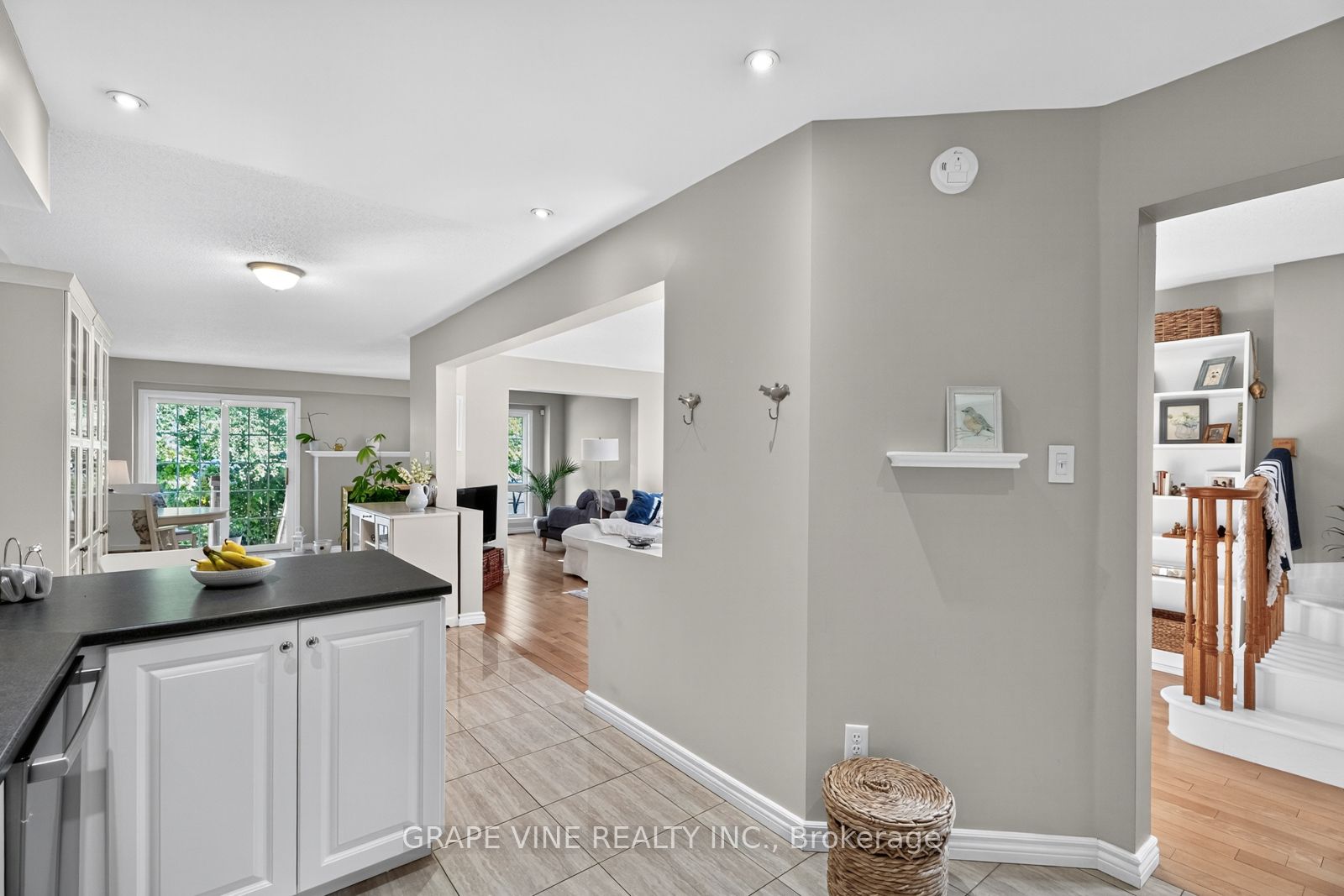 21 Fieldberry Private Property Photo 12