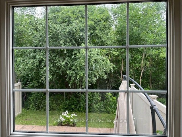 21 Fieldberry Private Property Photo 13