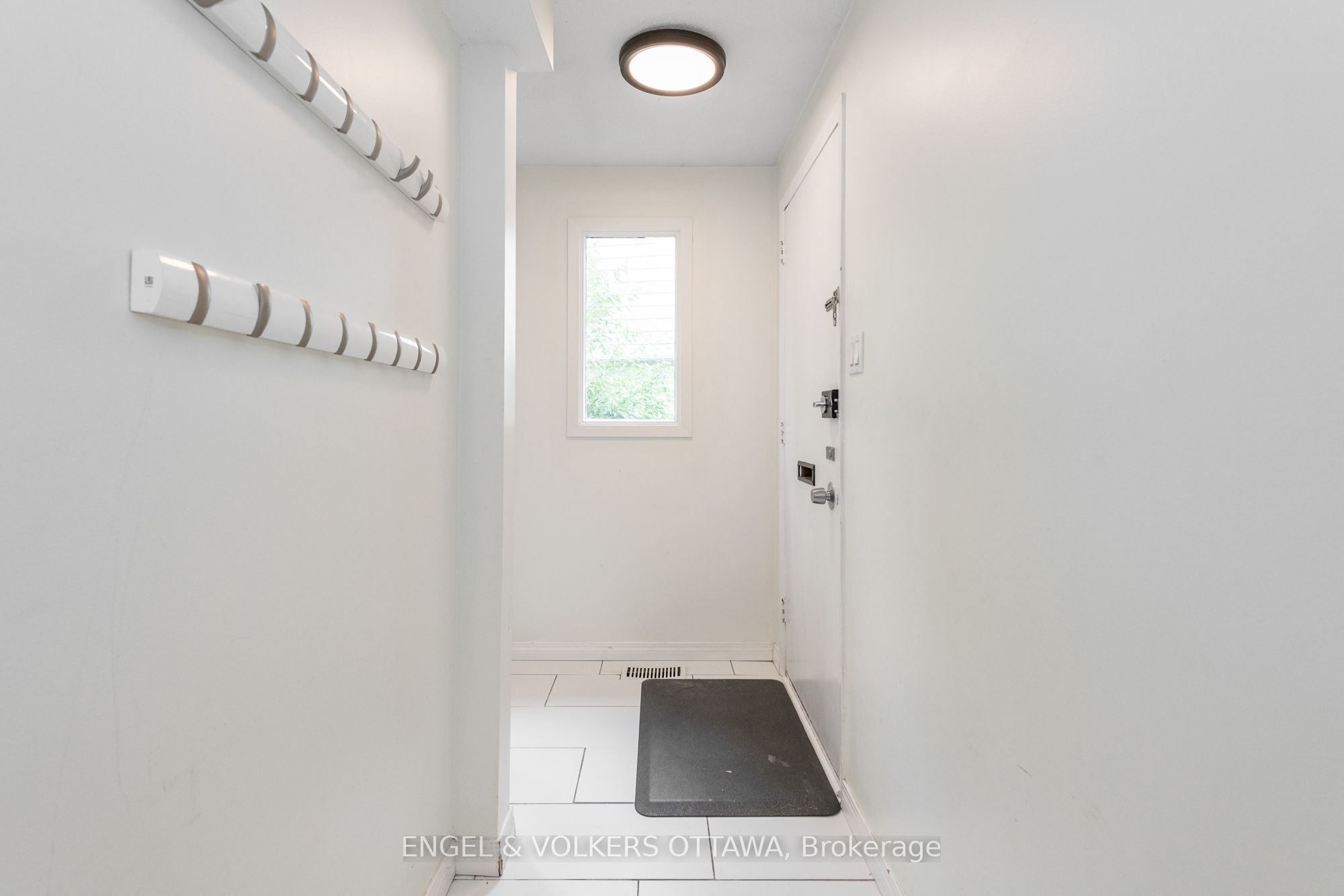 75 Woodfield Drive Property Photo 2