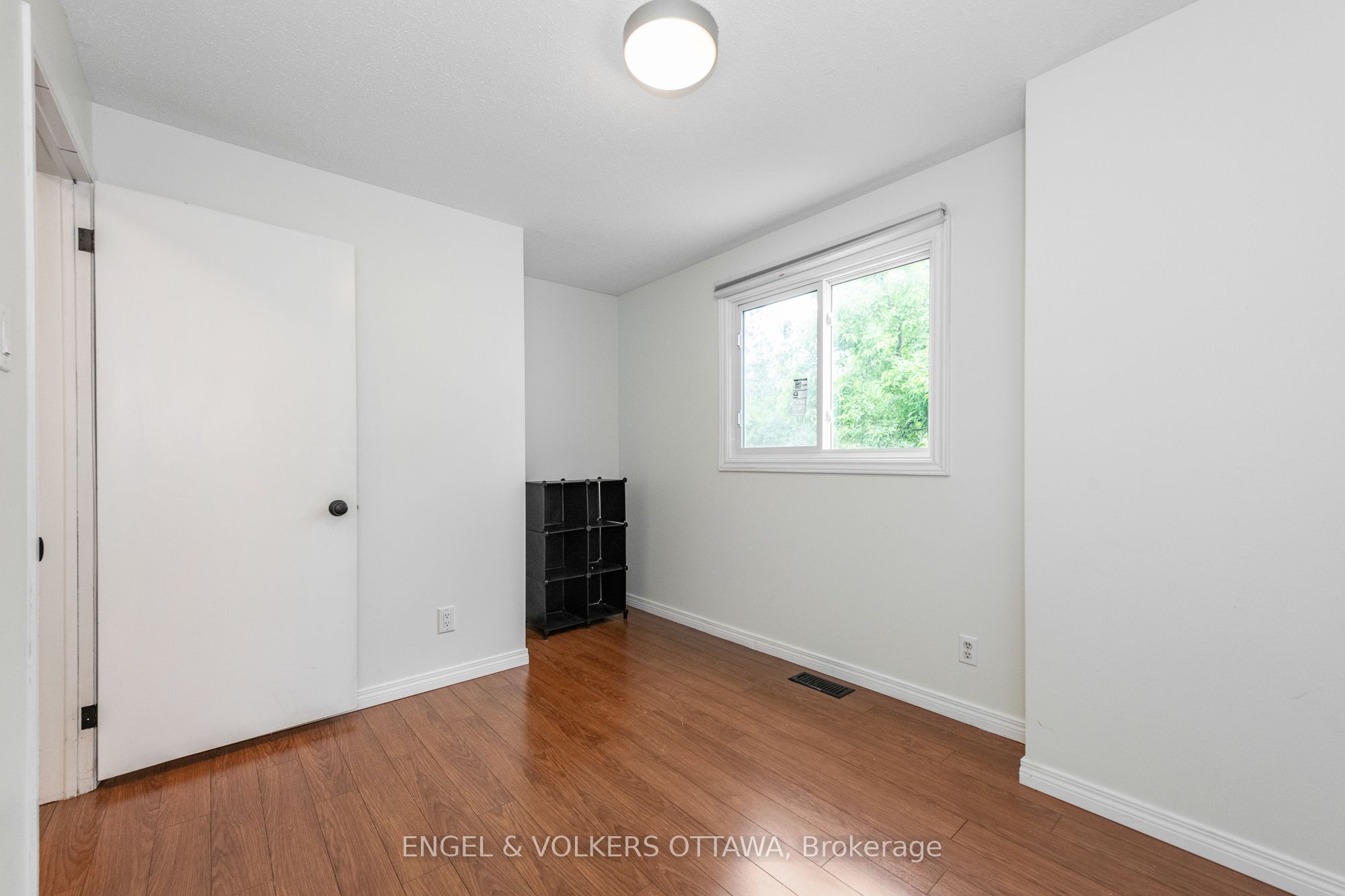 75 Woodfield Drive Property Photo 11