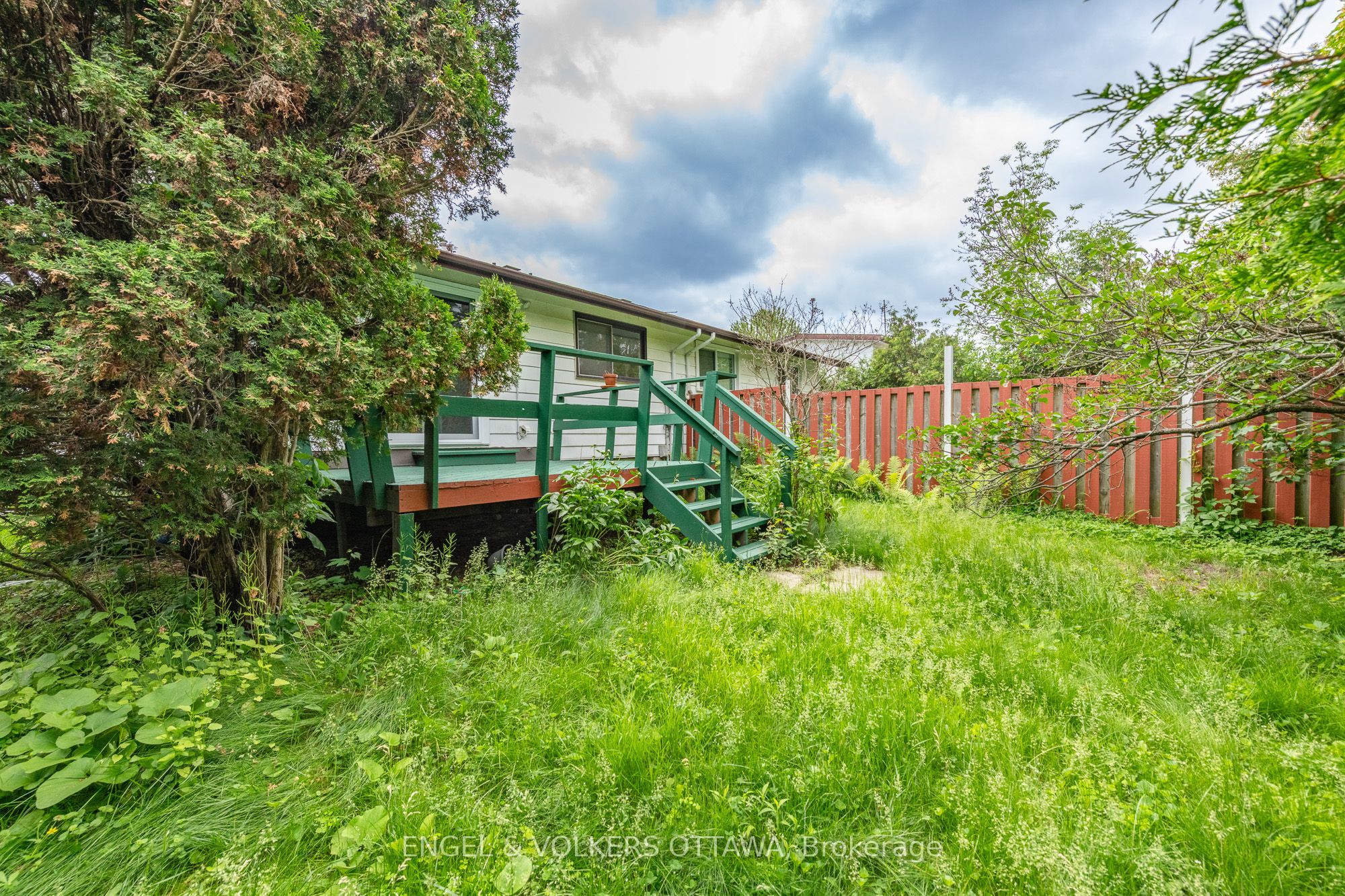75 Woodfield Drive Property Photo 24