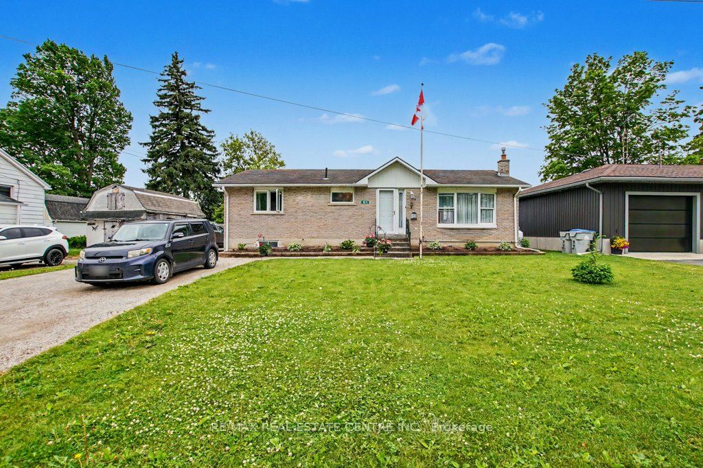 51 Schade Street Property Photo 2