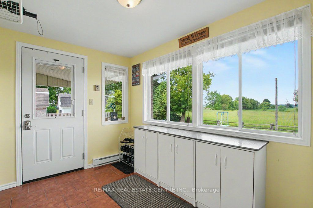 51 Schade Street Property Photo 15