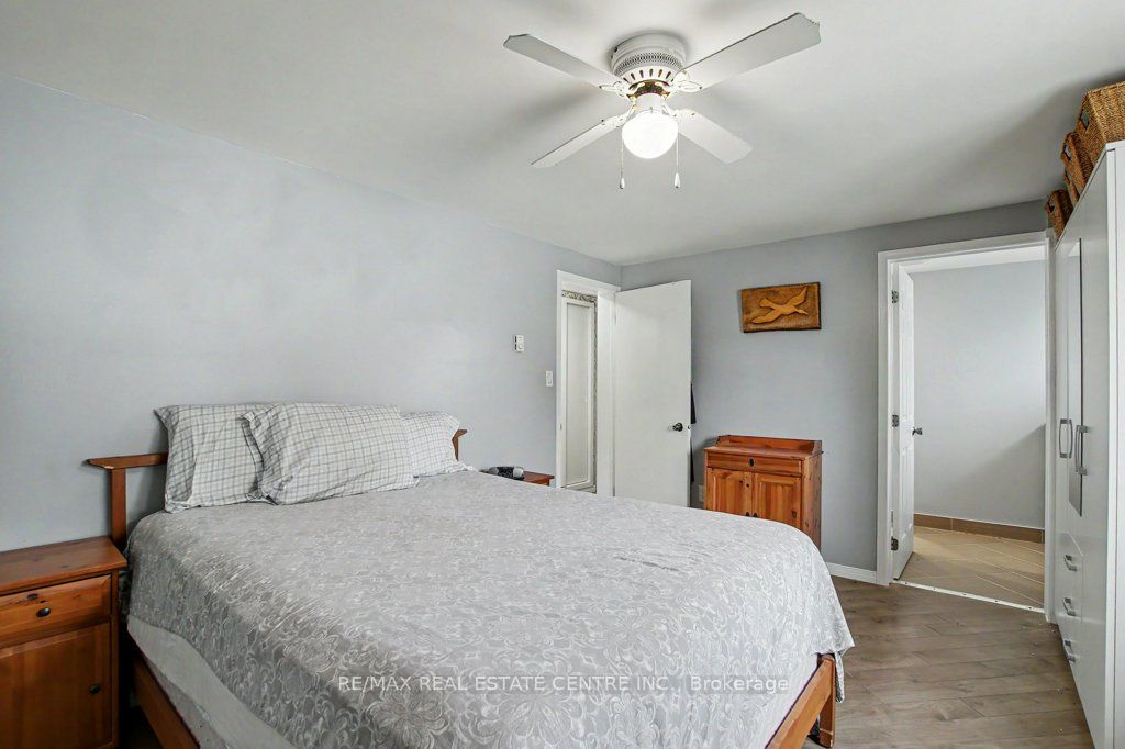 51 Schade Street Property Photo 21