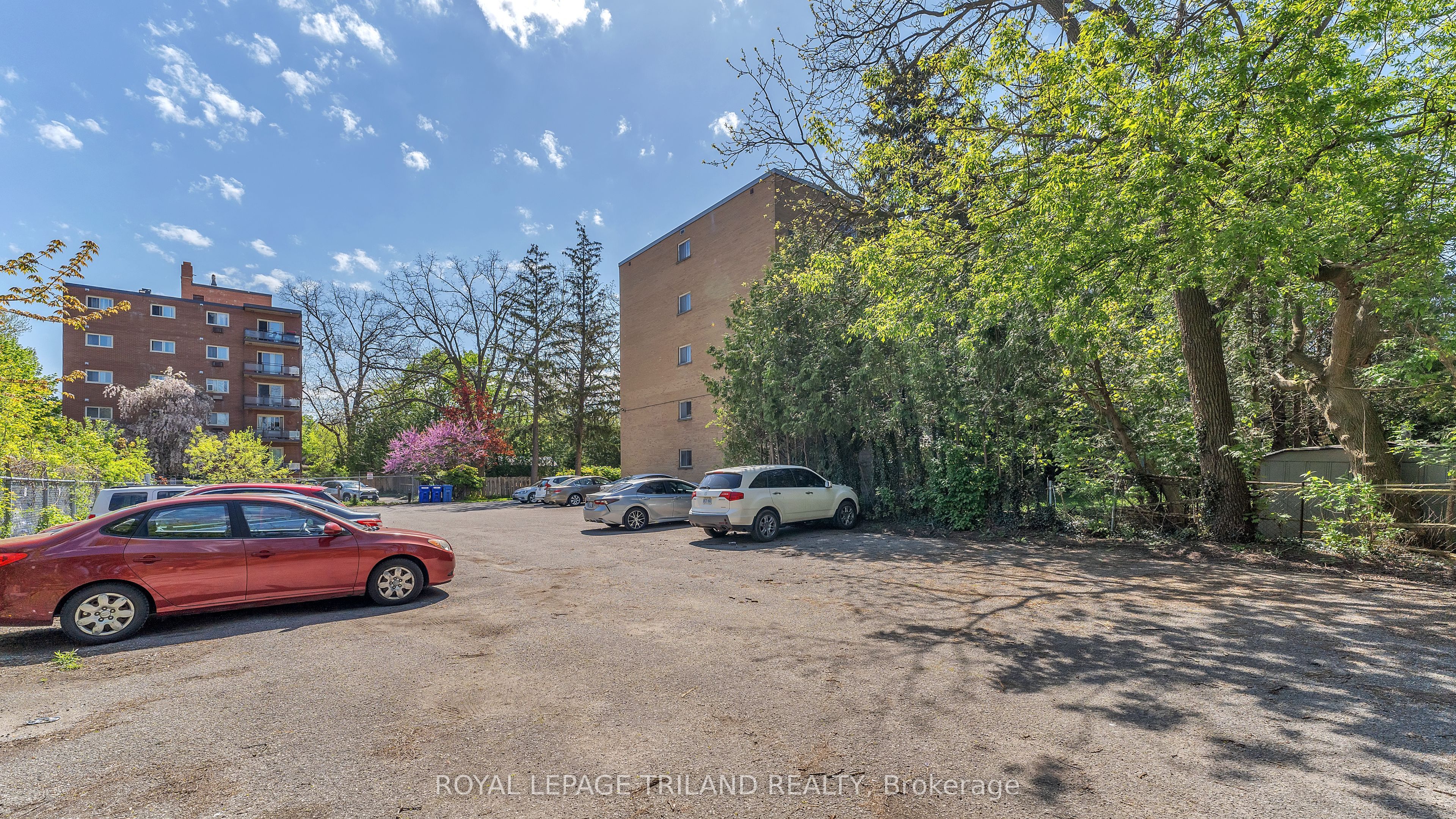 104 Devonshire Avenue 305 Property Photo 2