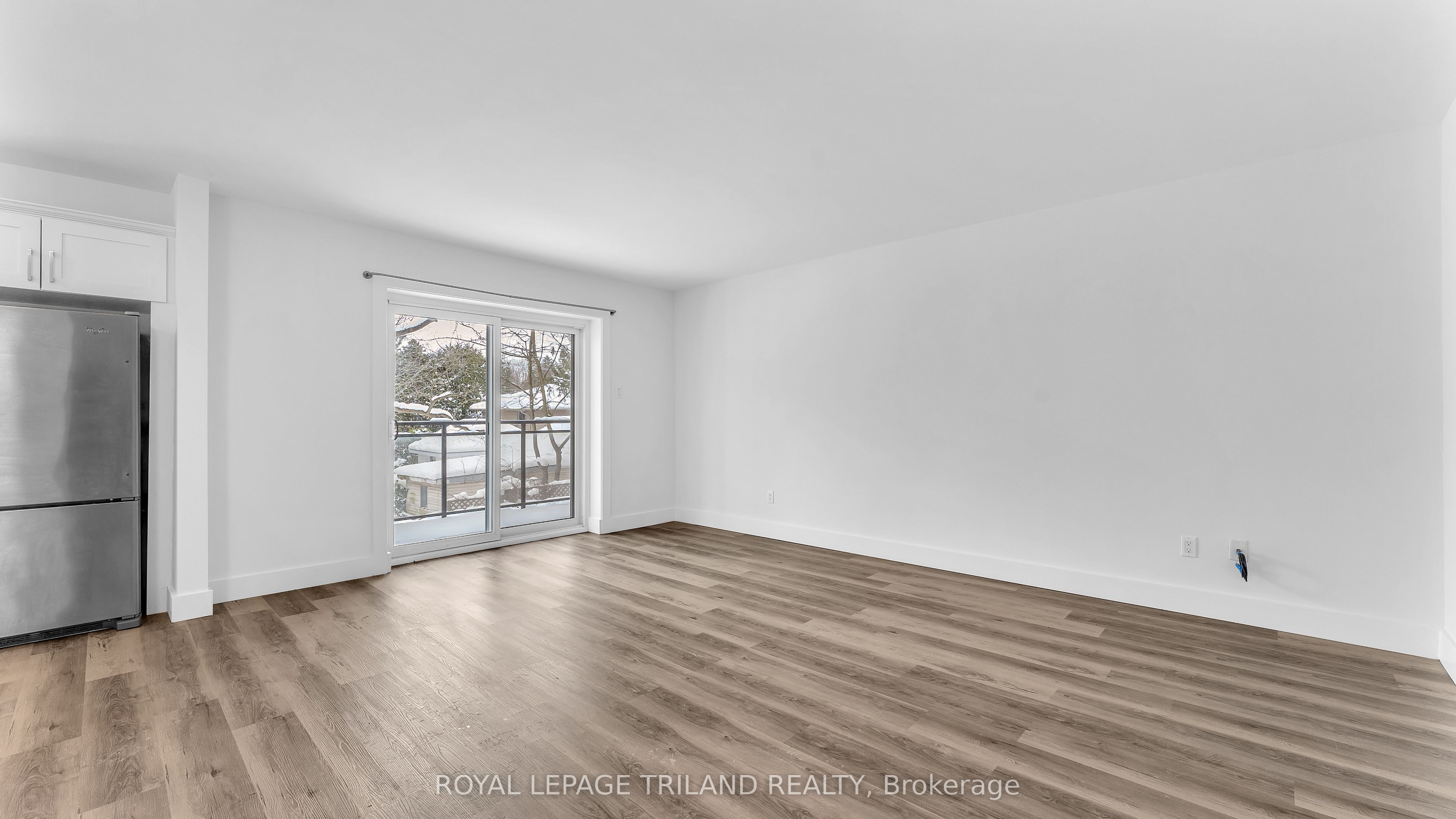 104 Devonshire Avenue 305 Property Photo 8