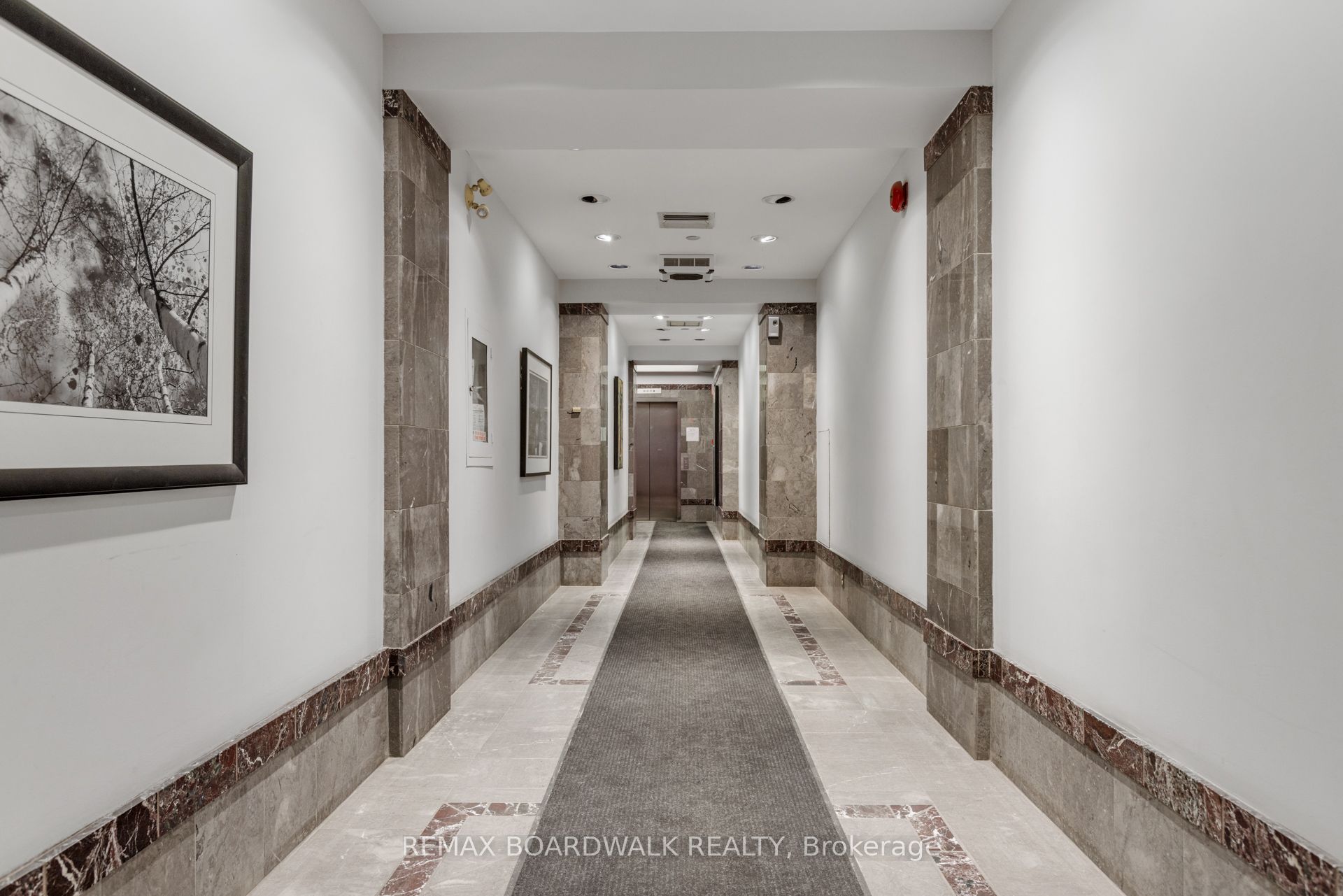 102 Bank Street Property Photo 3