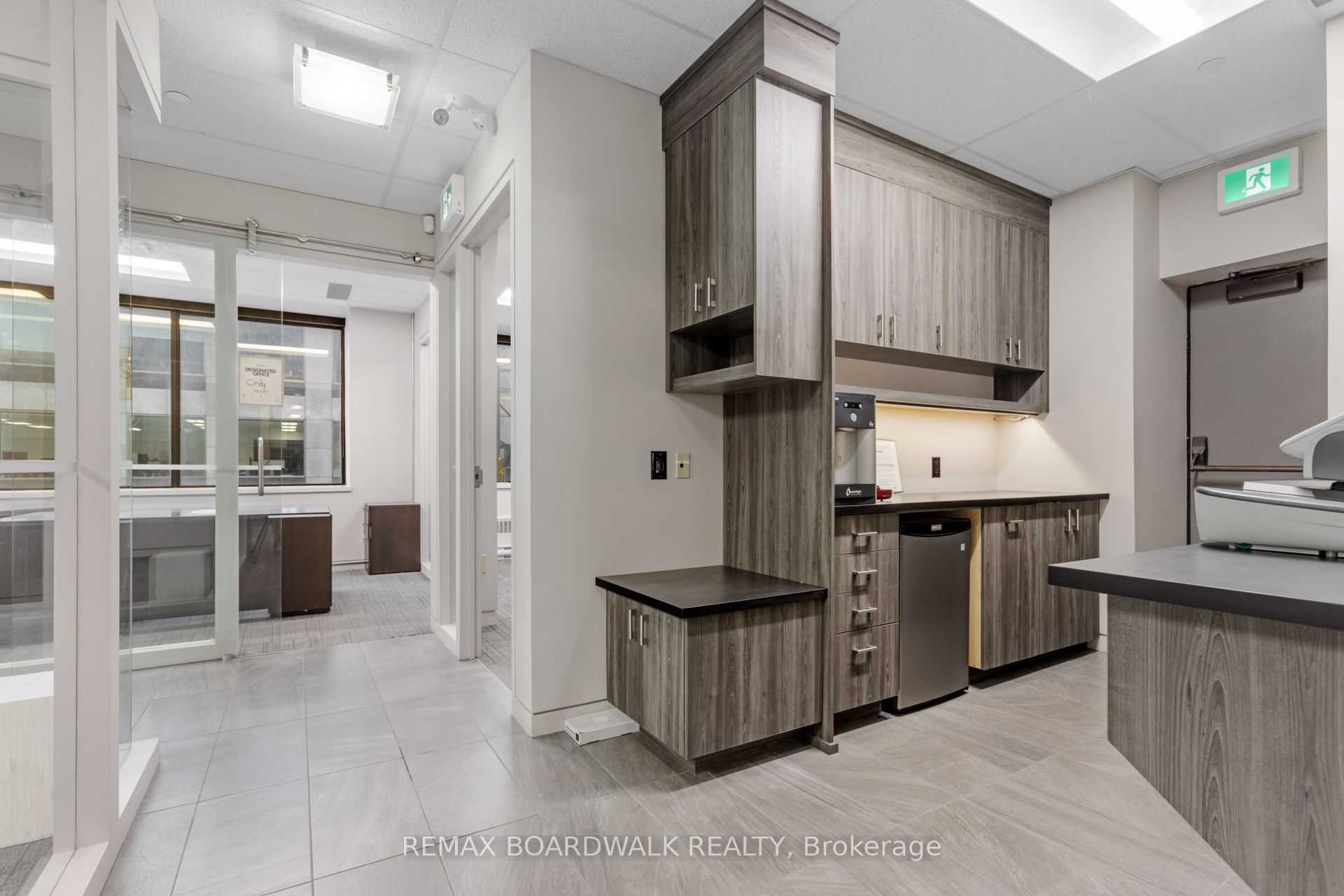 102 Bank Street Property Photo 8