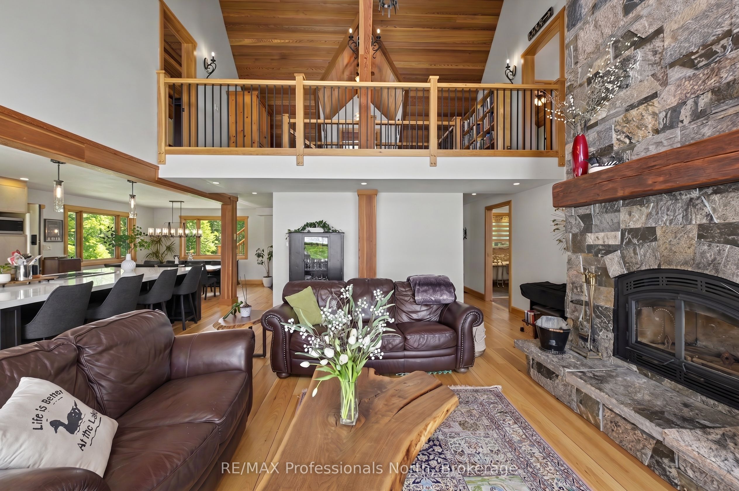 1015 Bluestone Lane Property Photo 11