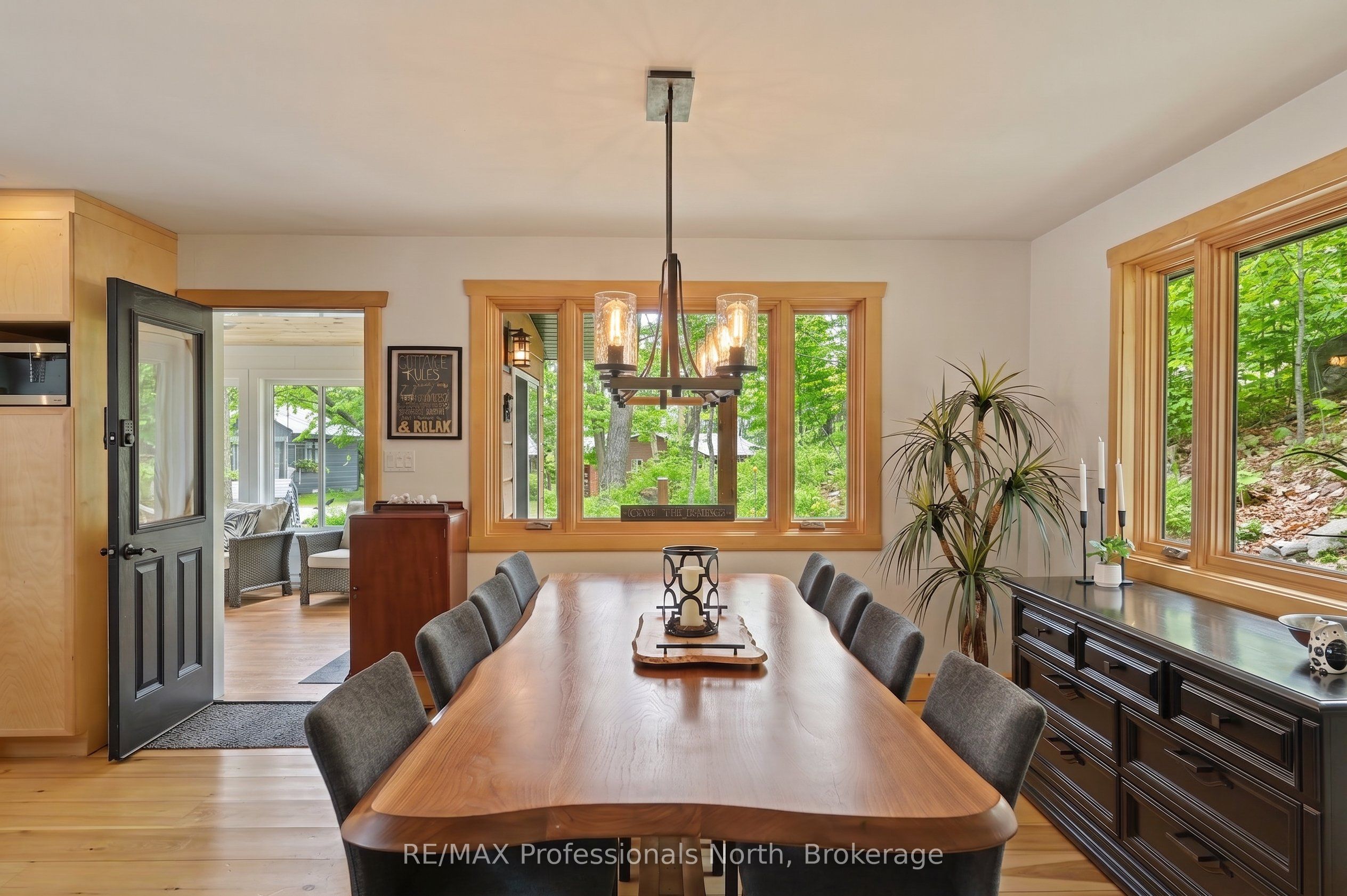 1015 Bluestone Lane Property Photo 13