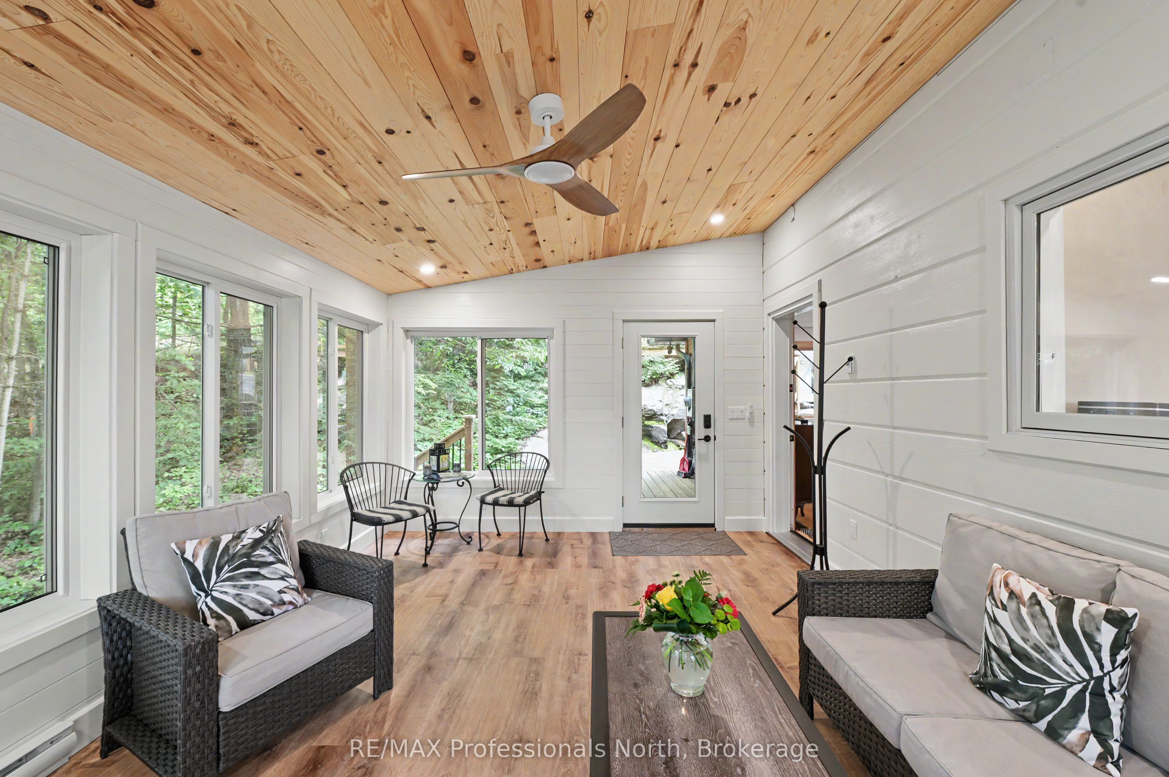 1015 Bluestone Lane Property Photo 15