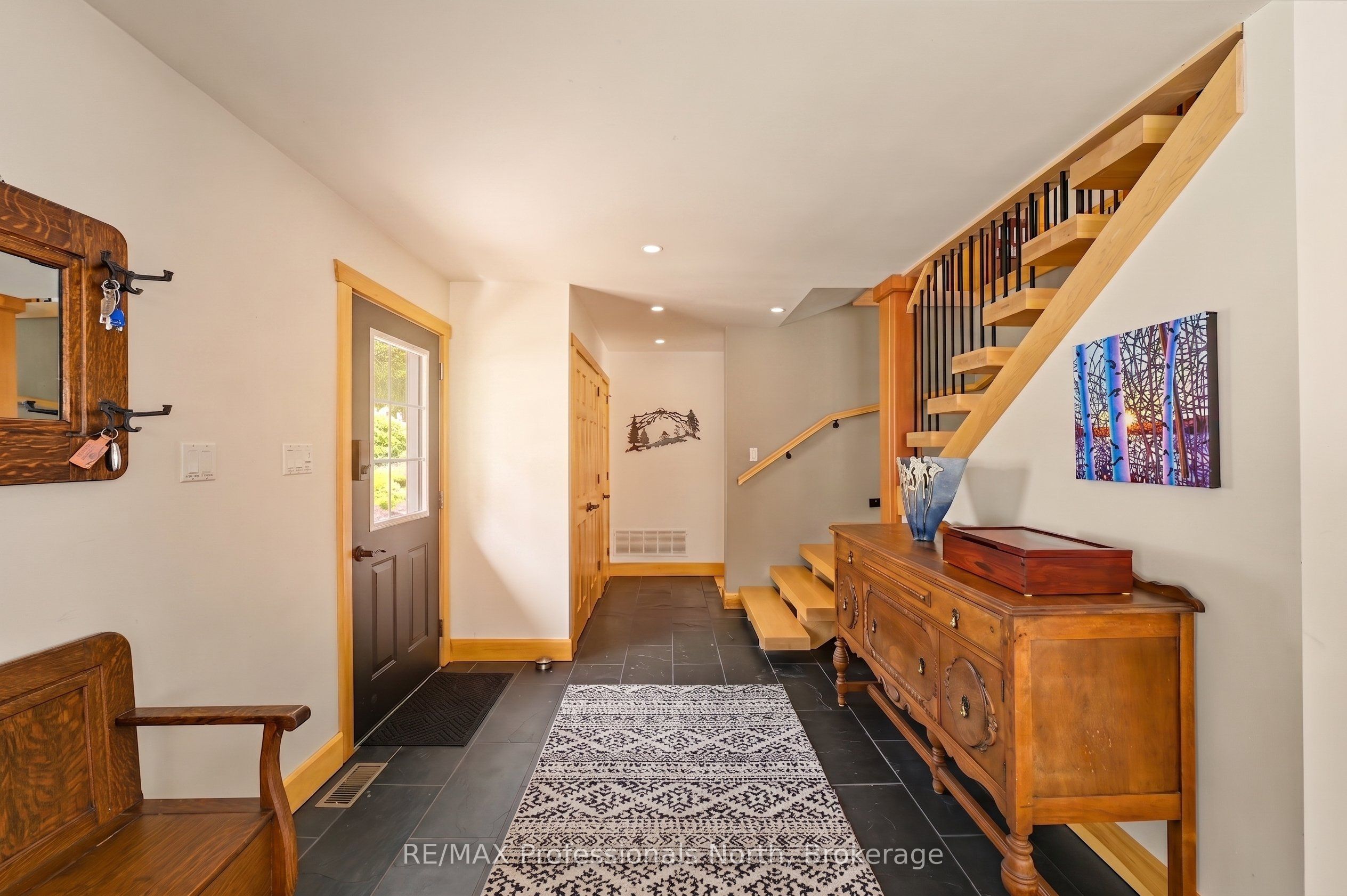 1015 Bluestone Lane Property Photo 16