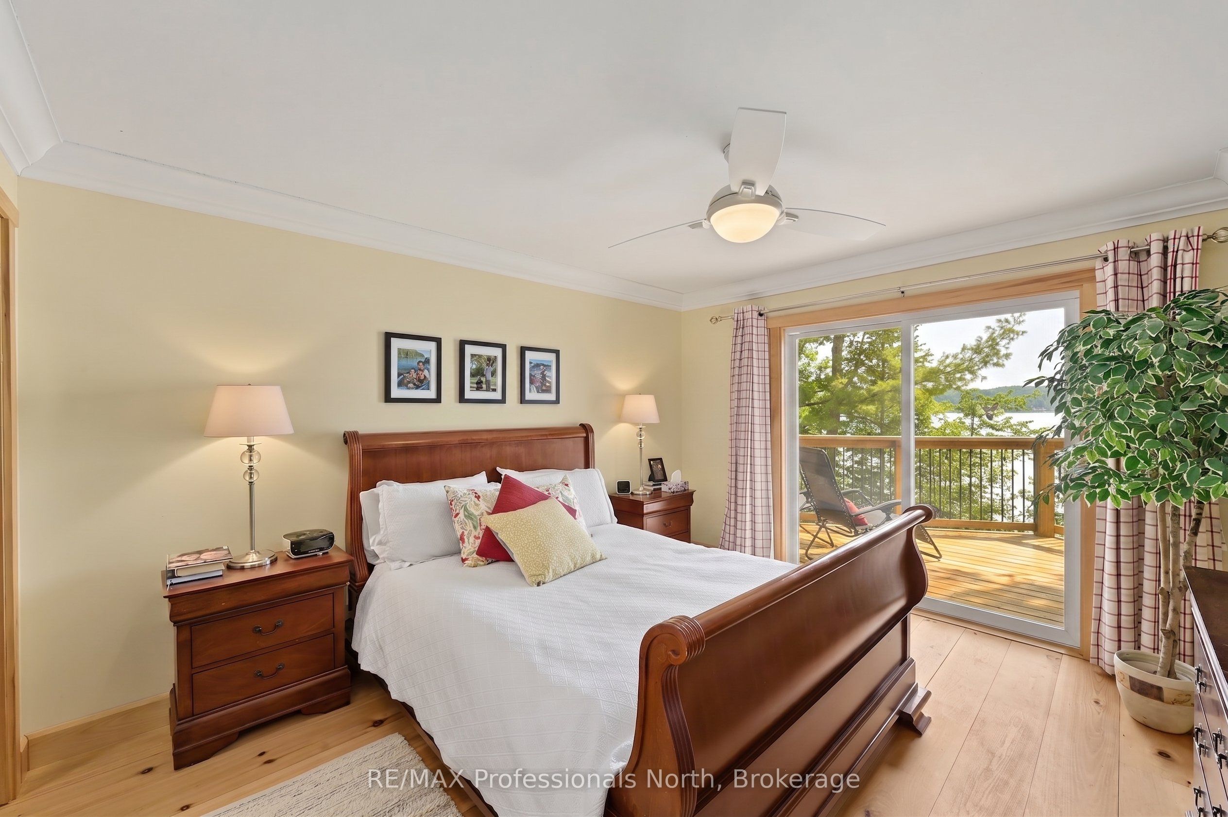 1015 Bluestone Lane Property Photo 17