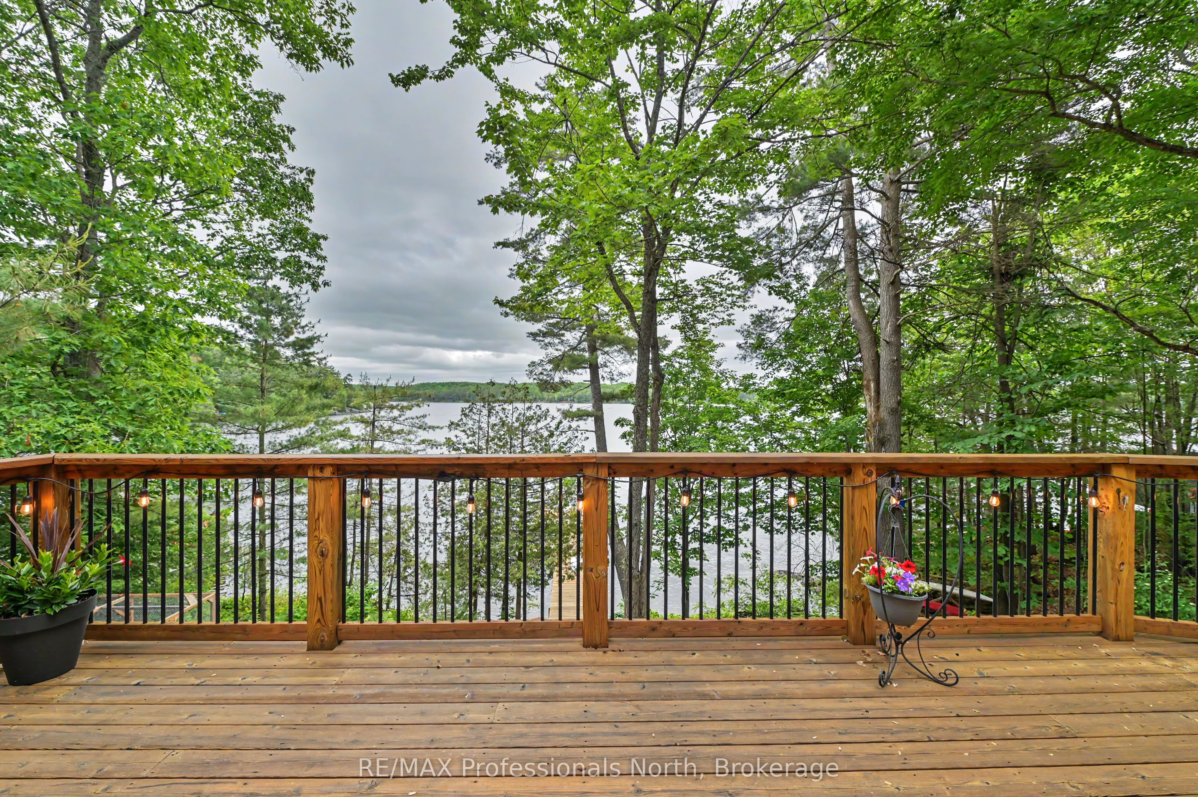1015 Bluestone Lane Property Photo 23