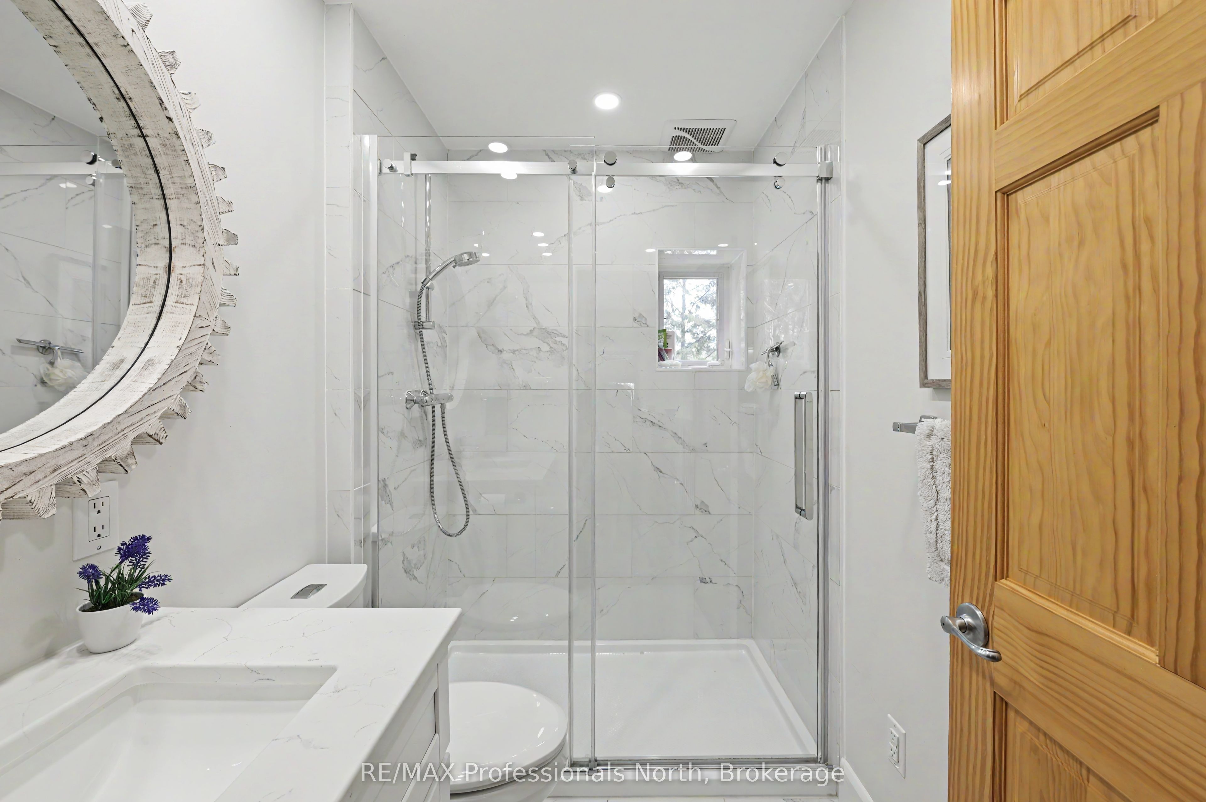 1015 Bluestone Lane Property Photo 33