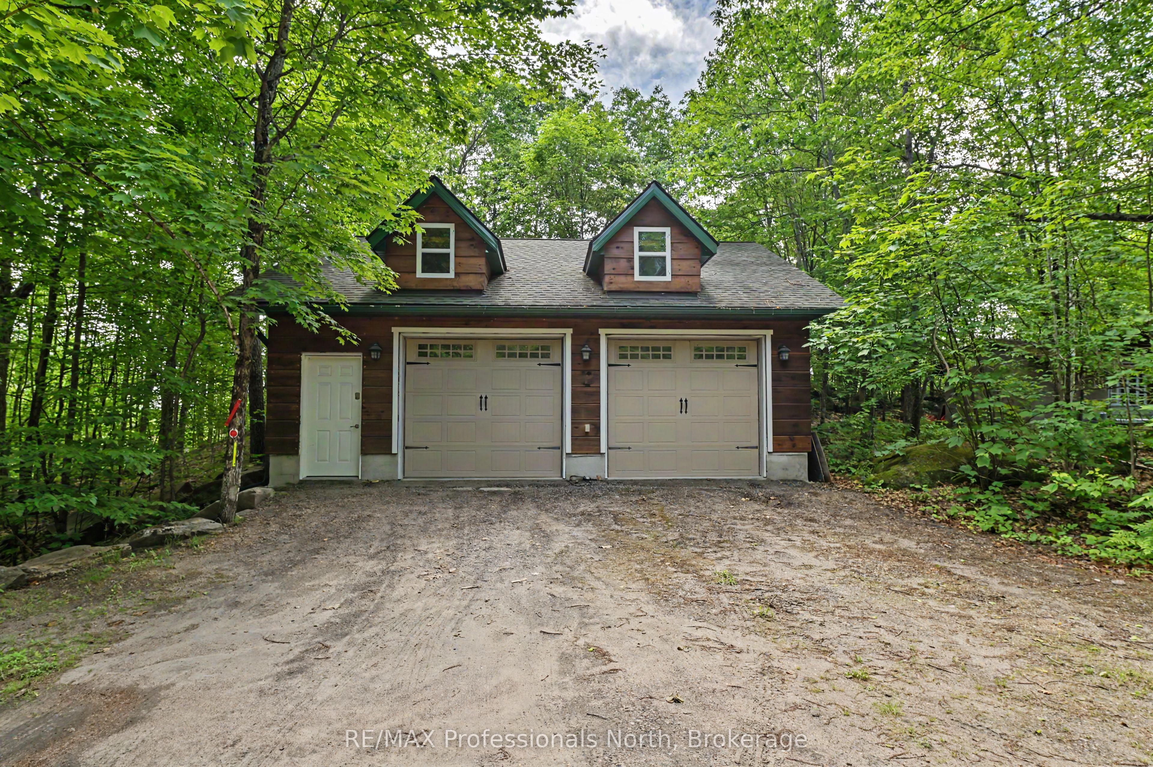 1015 Bluestone Lane Property Photo 49