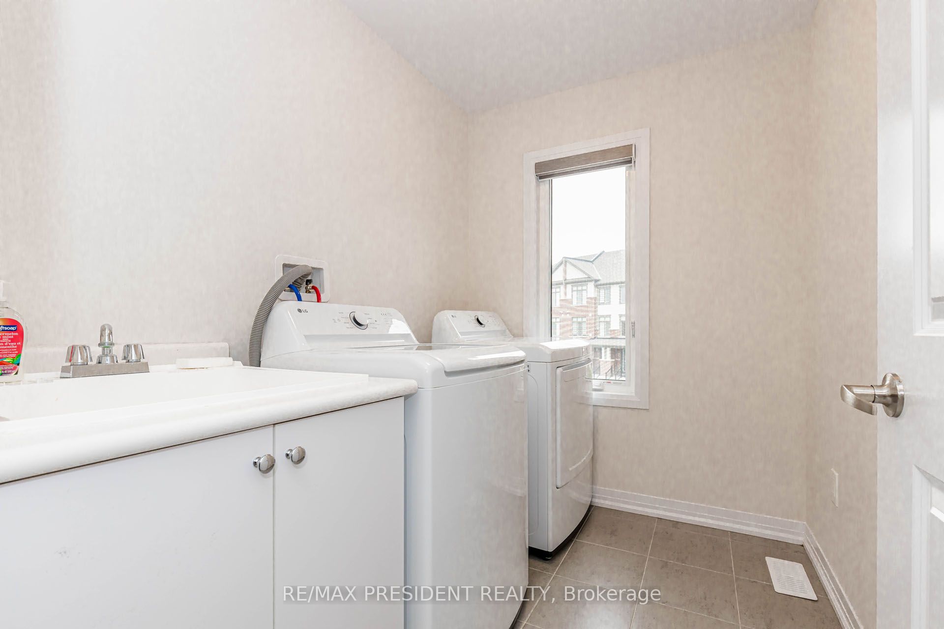 405 Newman Drive Property Photo 43