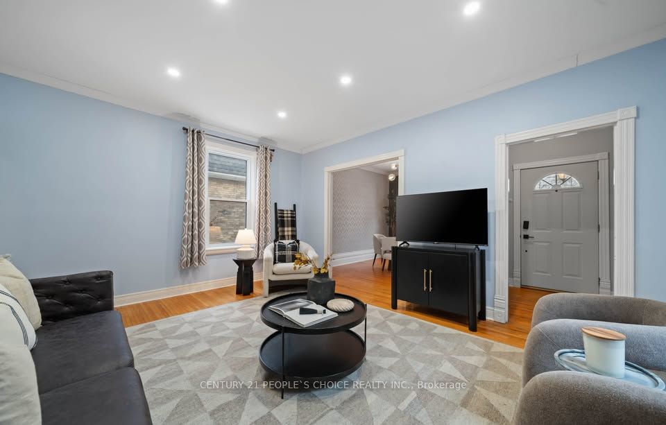 28 Mount Pleasant Avenue Property Photo 7