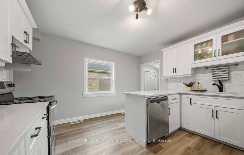 28 Mount Pleasant Avenue Property Photo 10