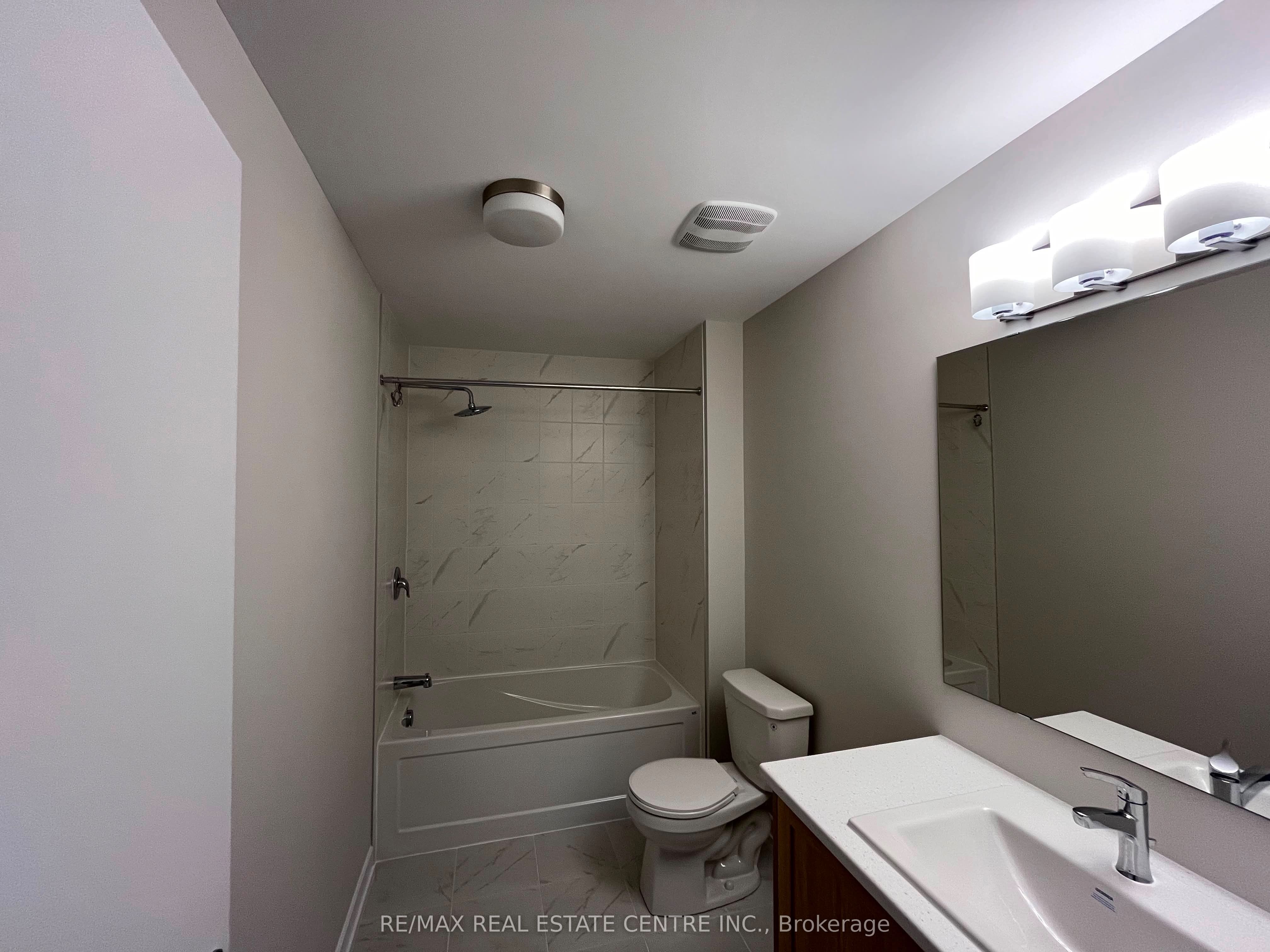 540 Oldenburg Avenue Property Photo 6