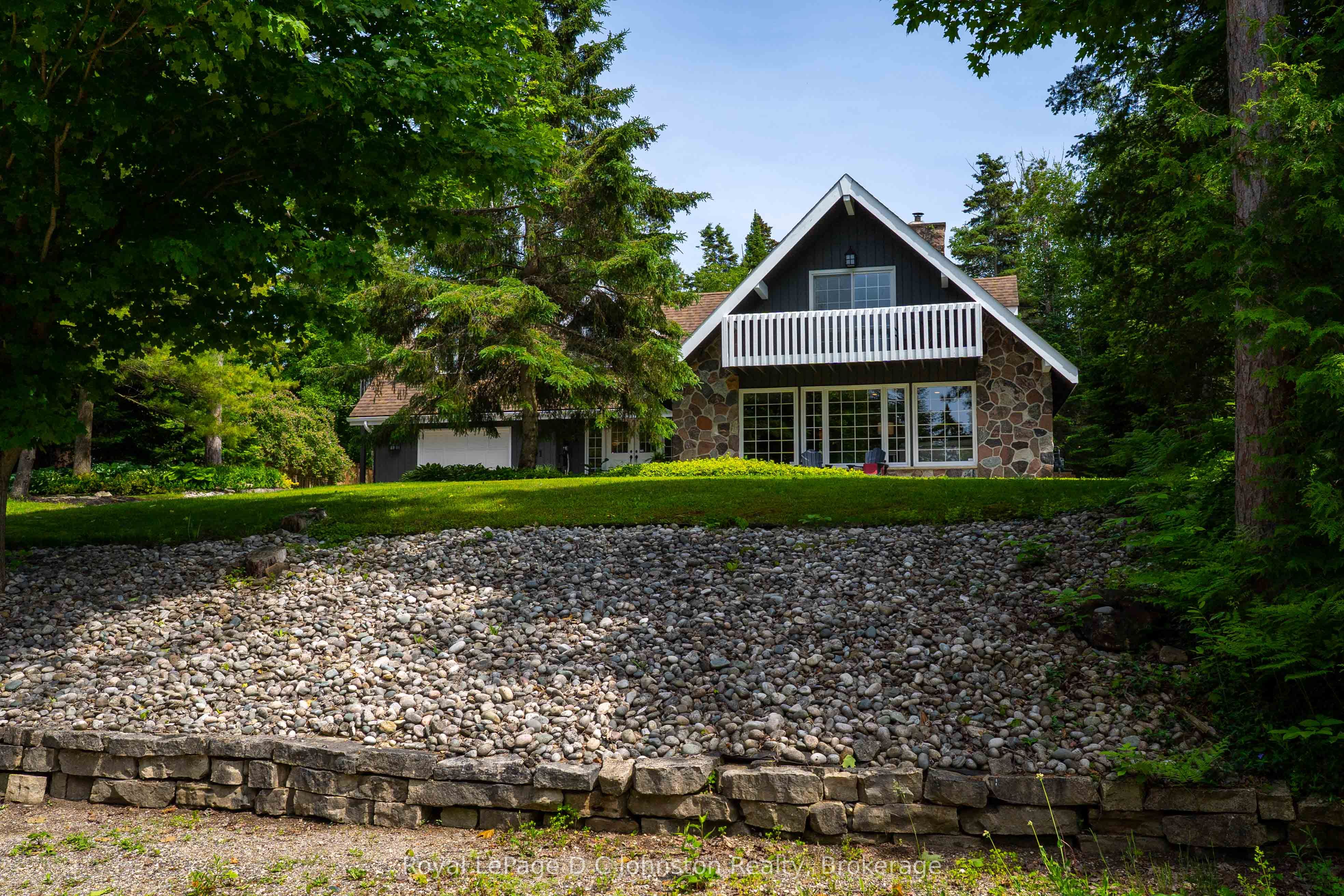 471 Eckford Avenue Property Photo 3