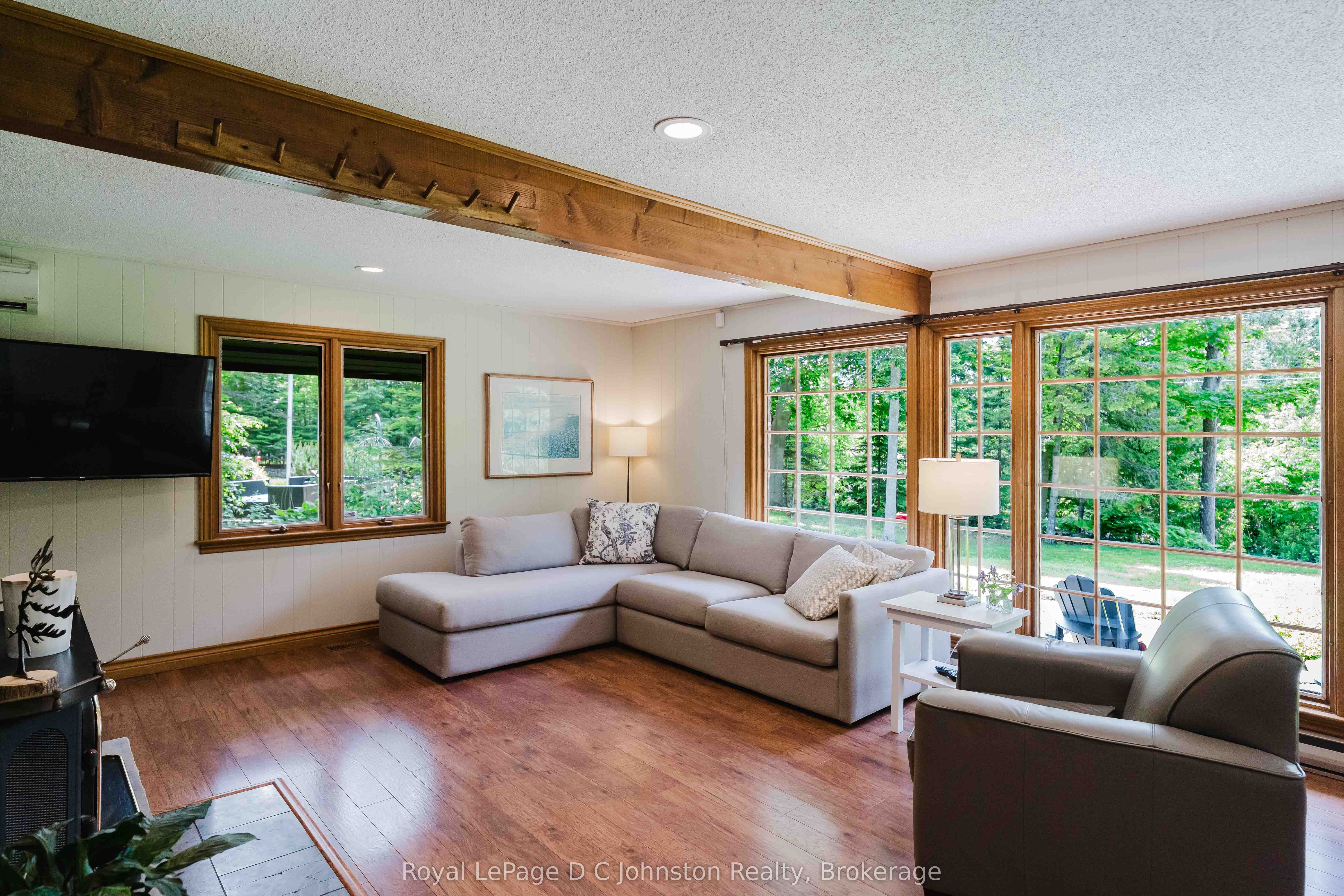 471 Eckford Avenue Property Photo 23