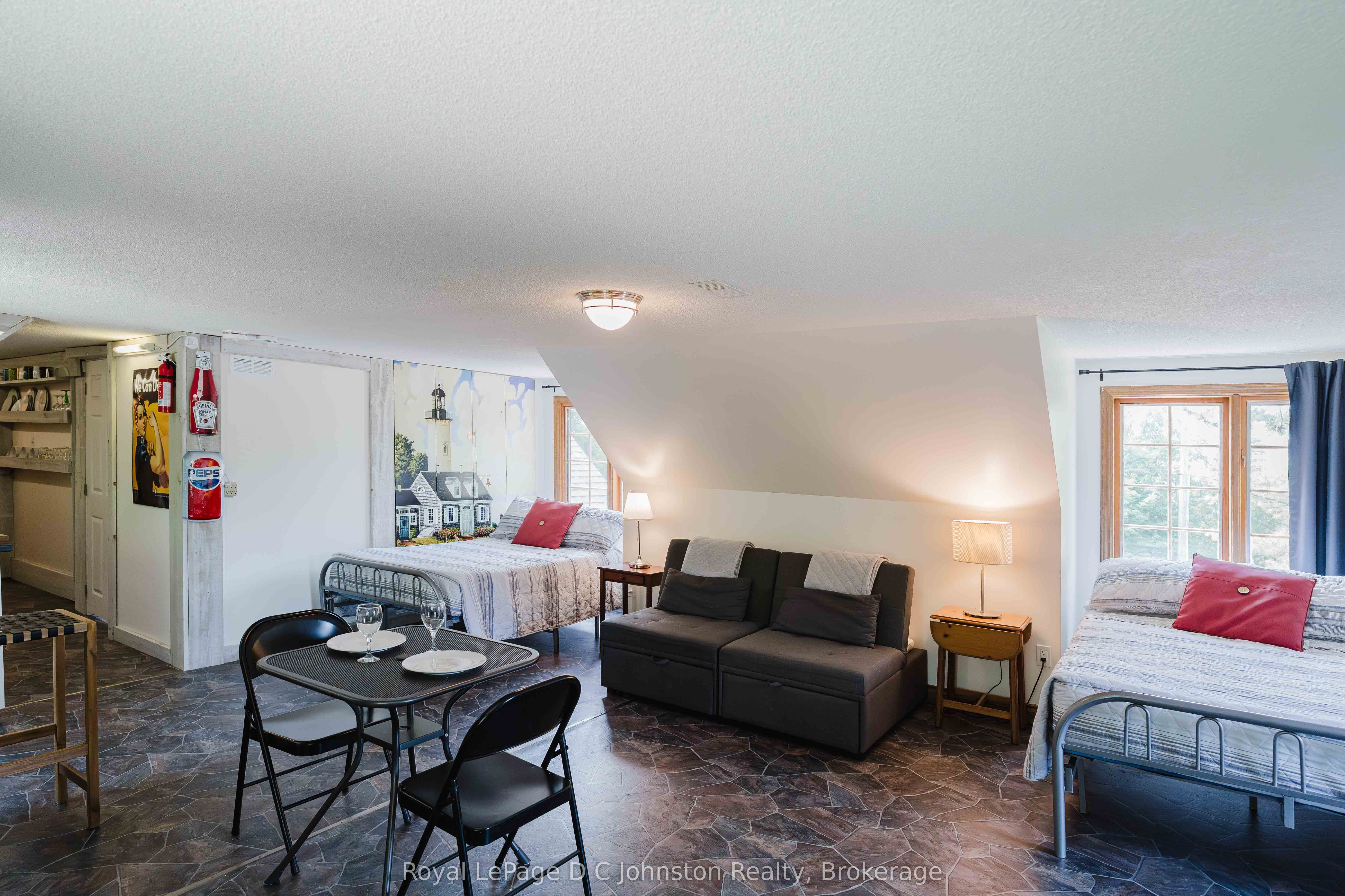 471 Eckford Avenue Property Photo 46