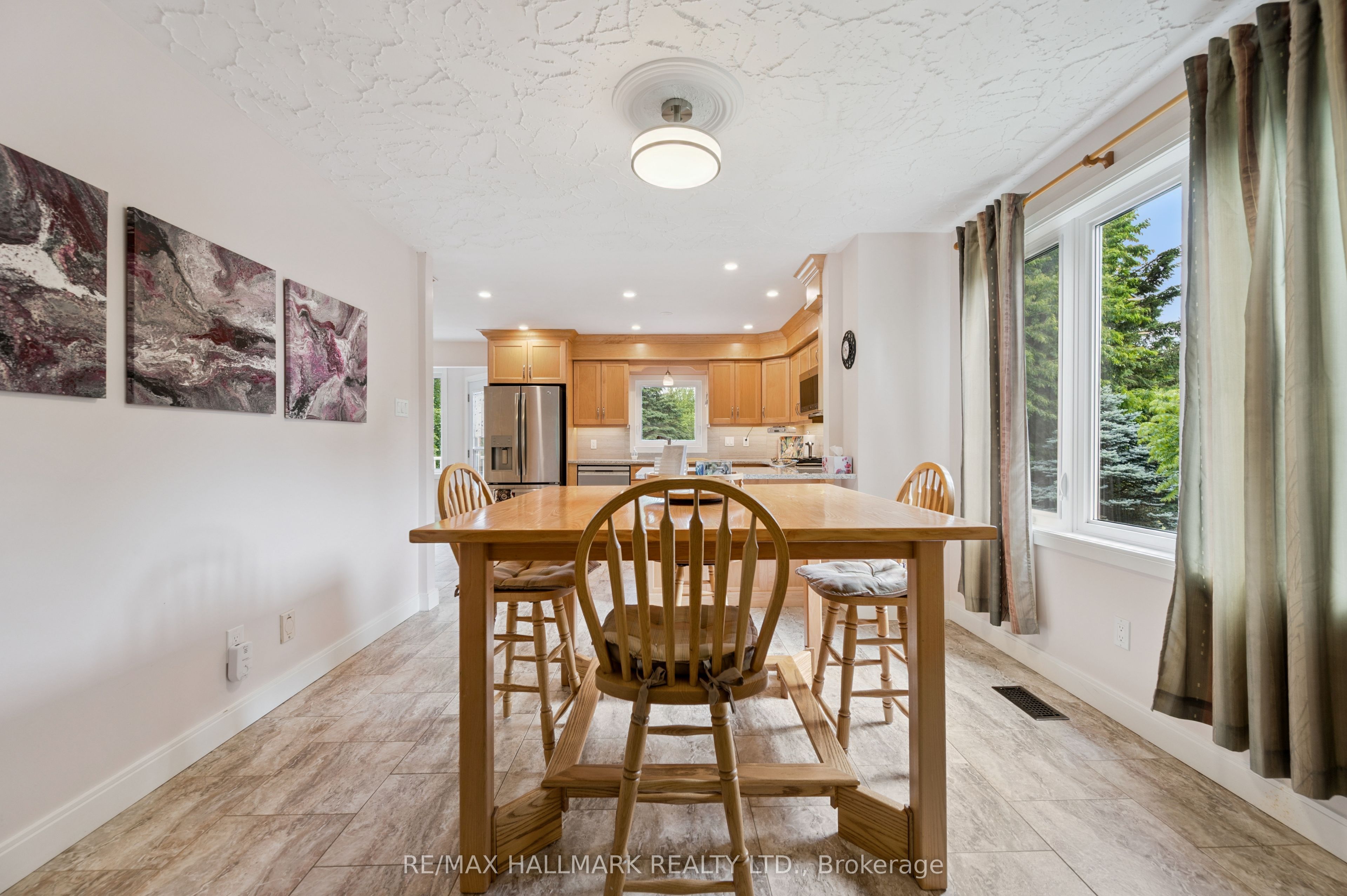 47 Dundee Avenue Property Photo 7