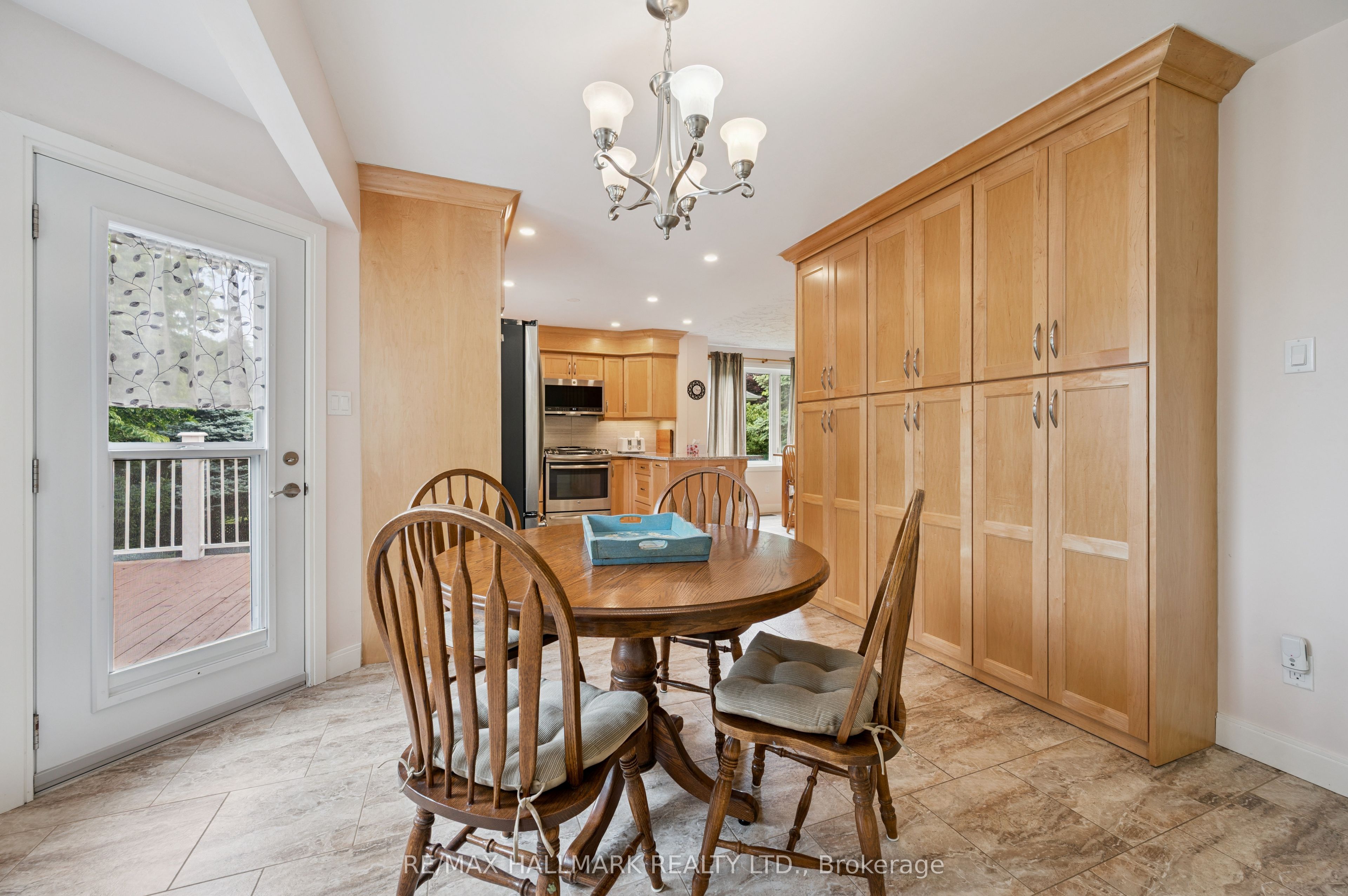 47 Dundee Avenue Property Photo 14