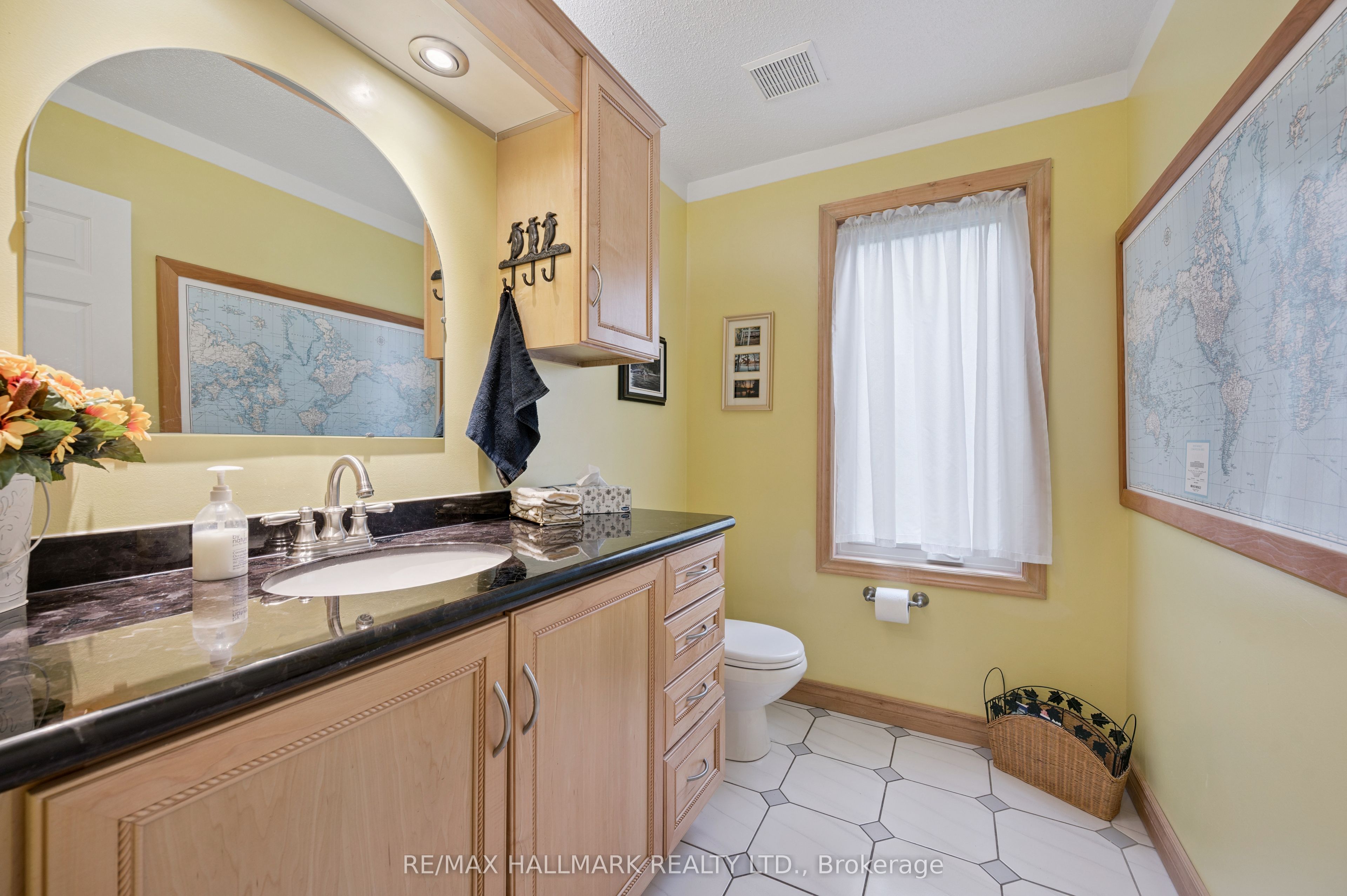47 Dundee Avenue Property Photo 19