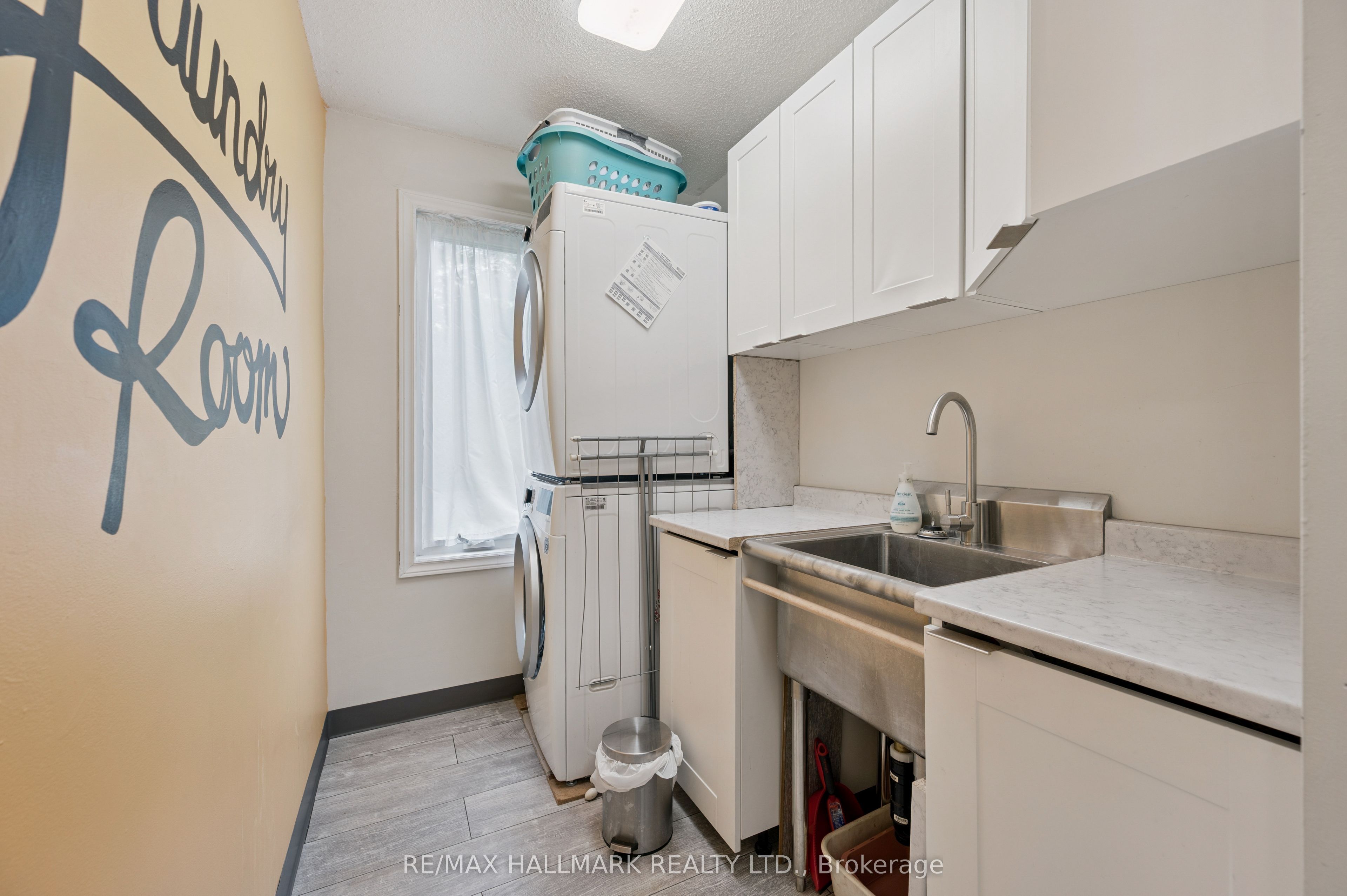 47 Dundee Avenue Property Photo 20